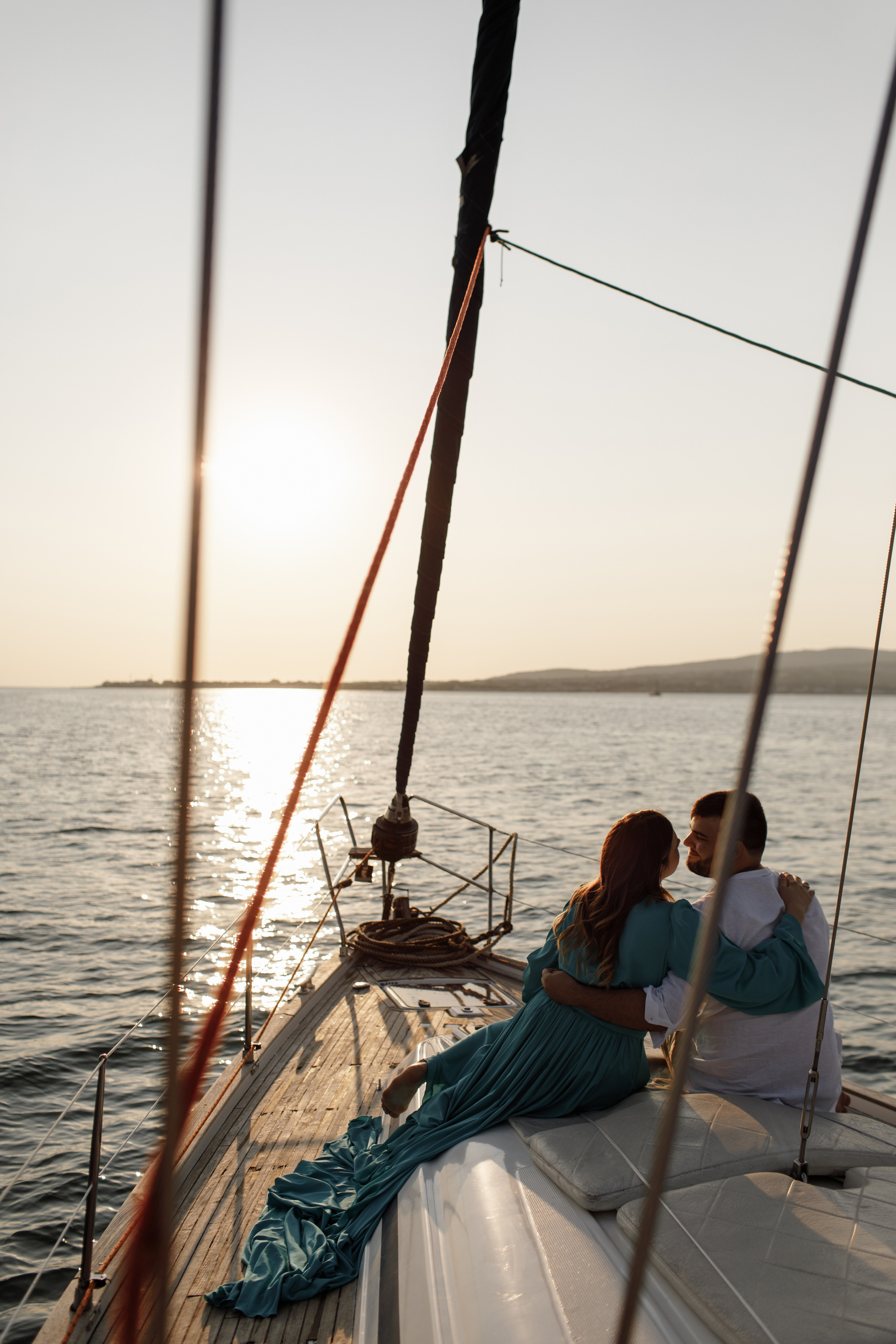 Скрестить клюшки. Никита Погосов