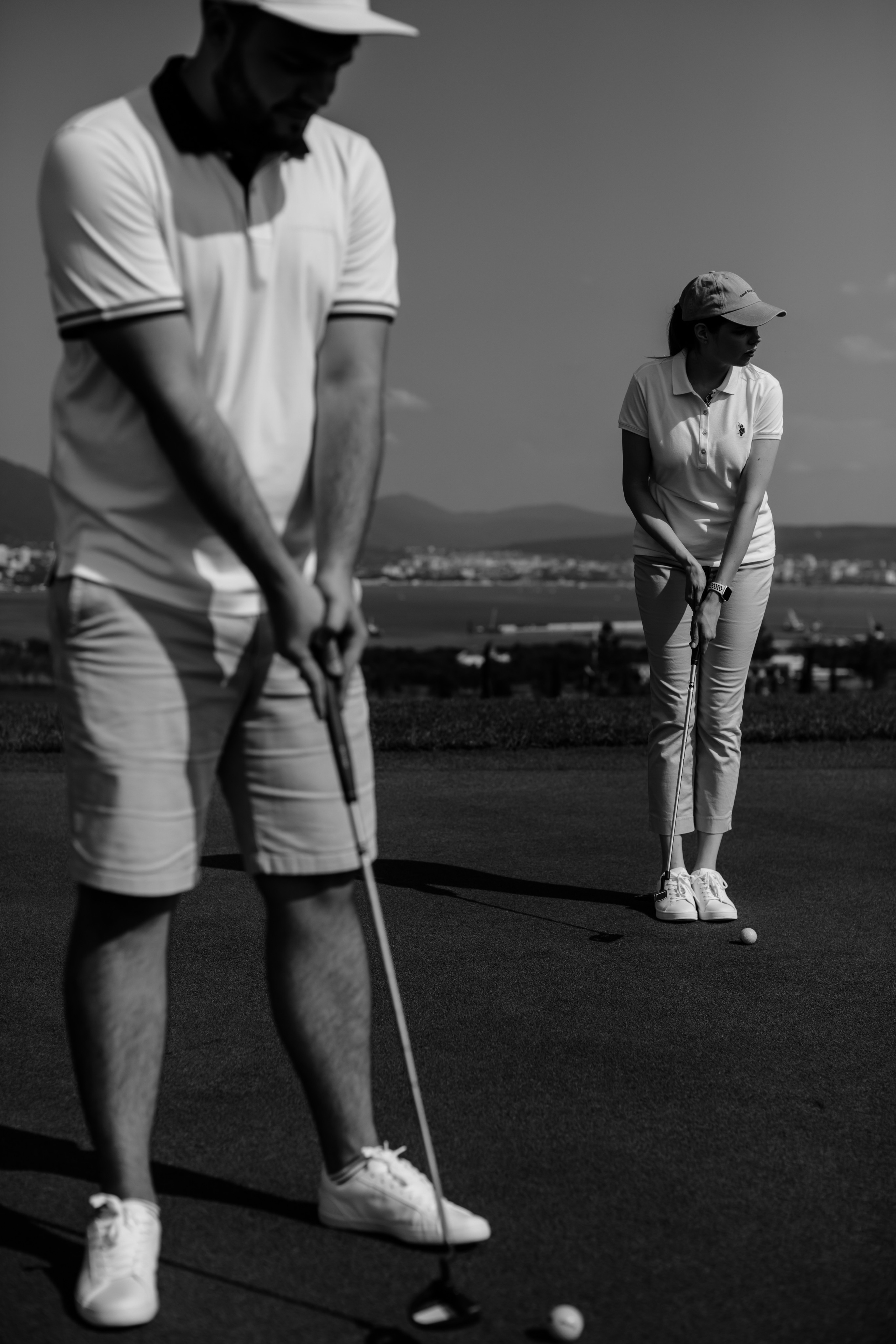 Скрестить клюшки. Никита Погосов