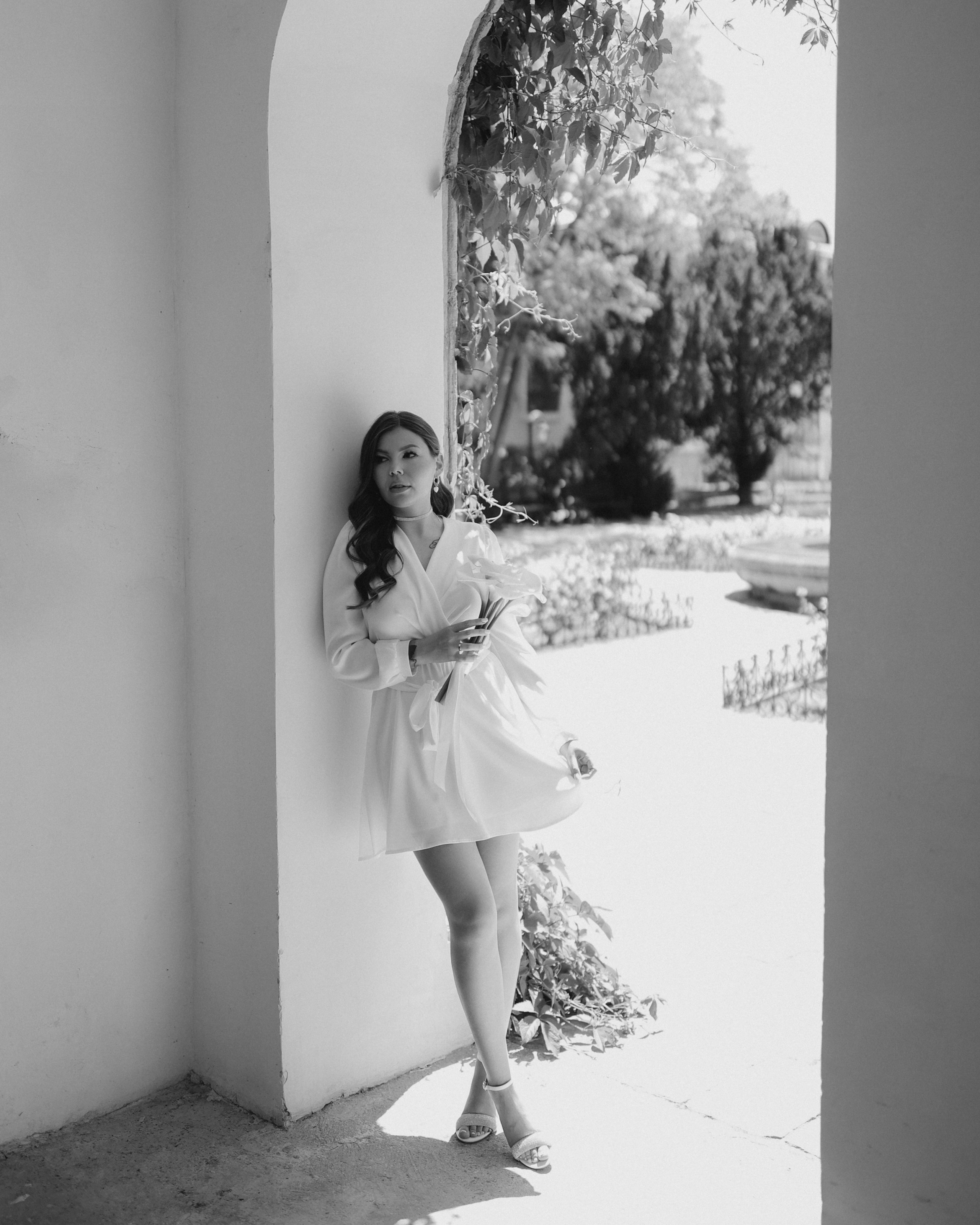 Роспись и прогулка в старом Херсонесе. Фотограф в Севастополе и Крыму Артем Волобуев