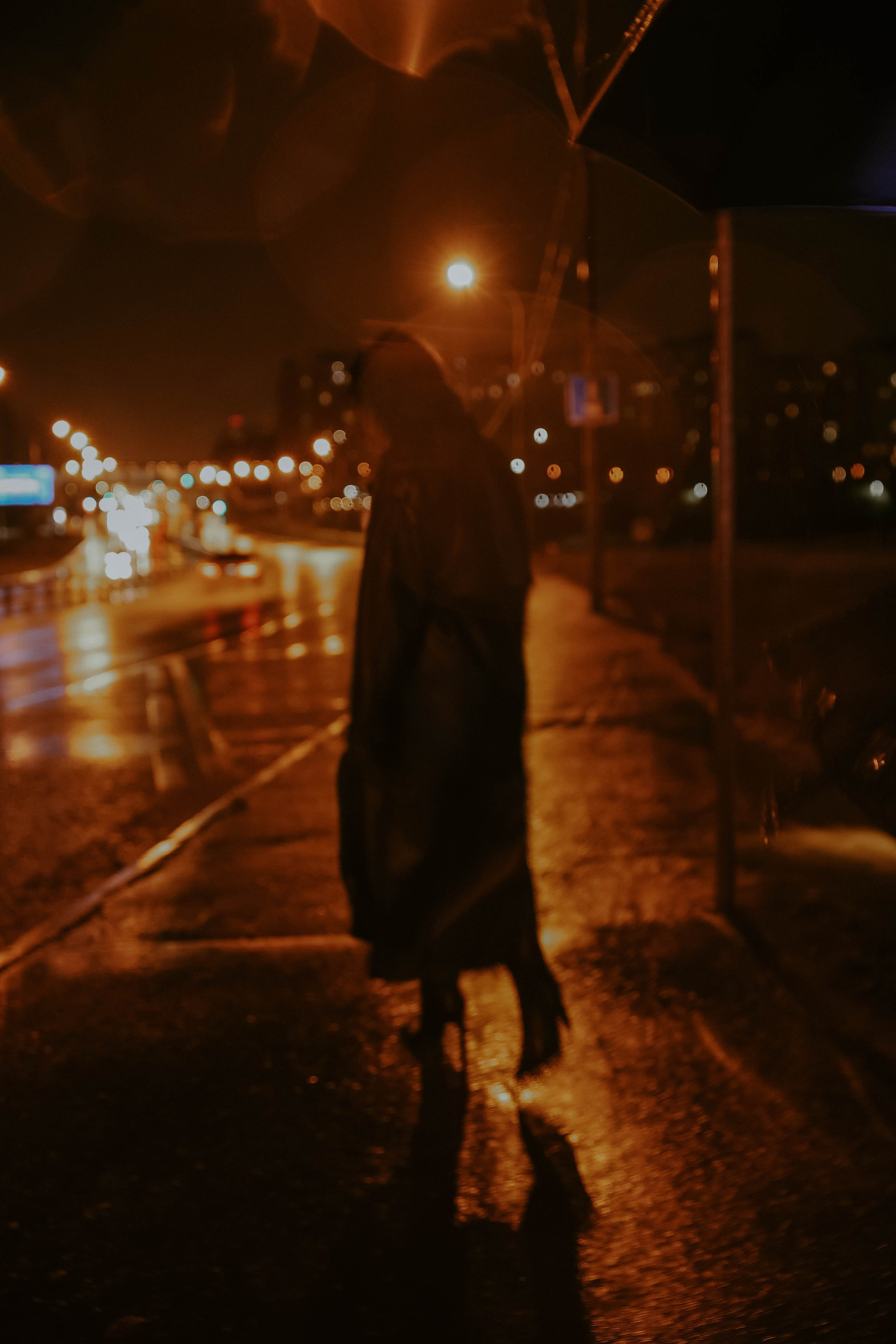 На заправке. Настя и Милана. Фотограф в Москве и любой точке земного шара Алёна Вялова (Чулкова)