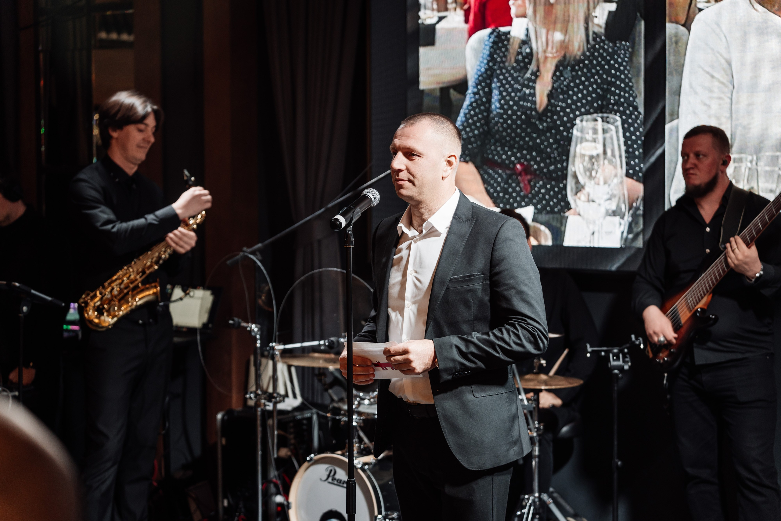 Премия ТОП 23. Свадебный и репортажный, фуд фотограф в Новороссийске Евгений Александриди