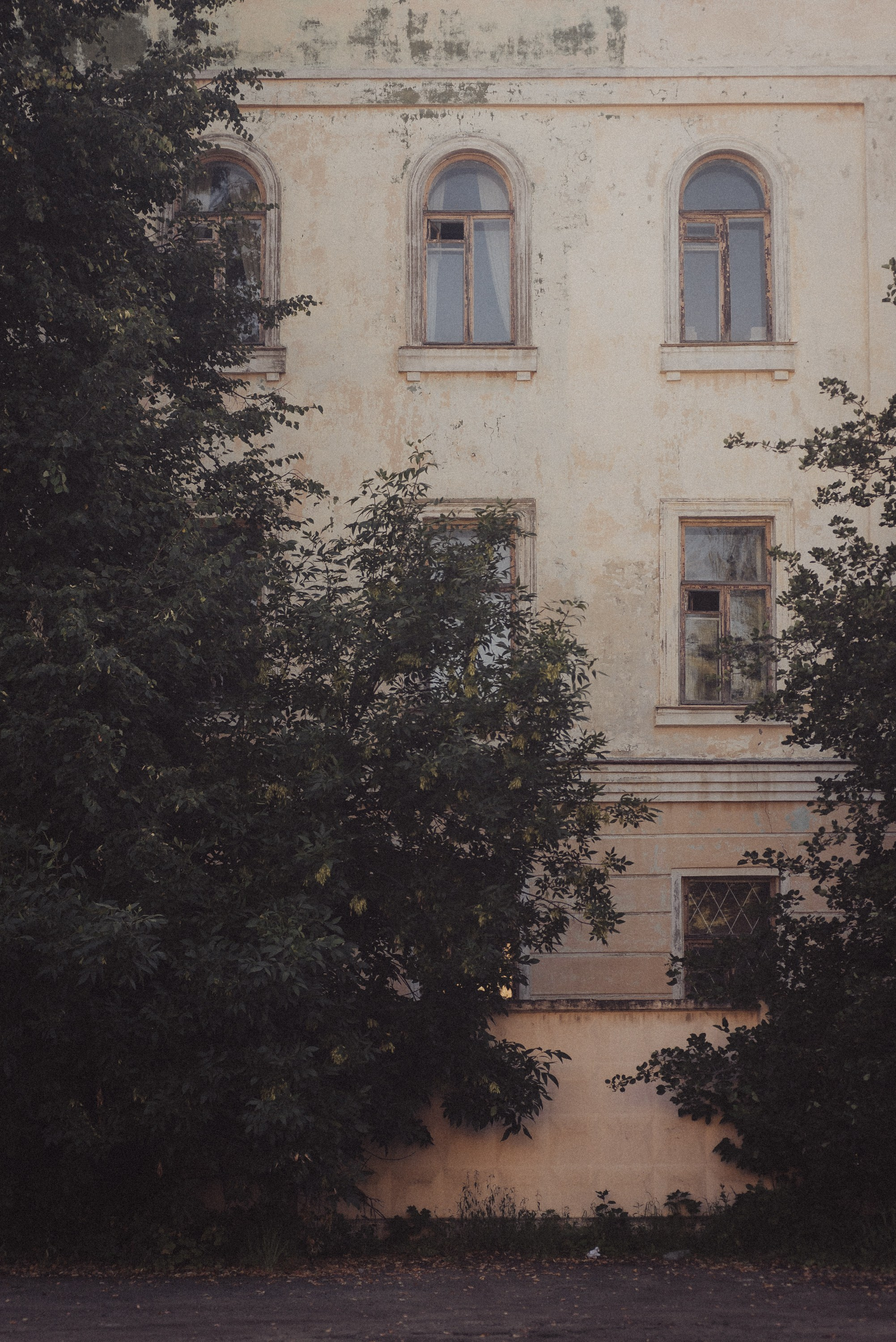 Проект #улицыгорода. Ярославль, улица Большая Фёдоровская. Документальный фотограф Илья Тихановский