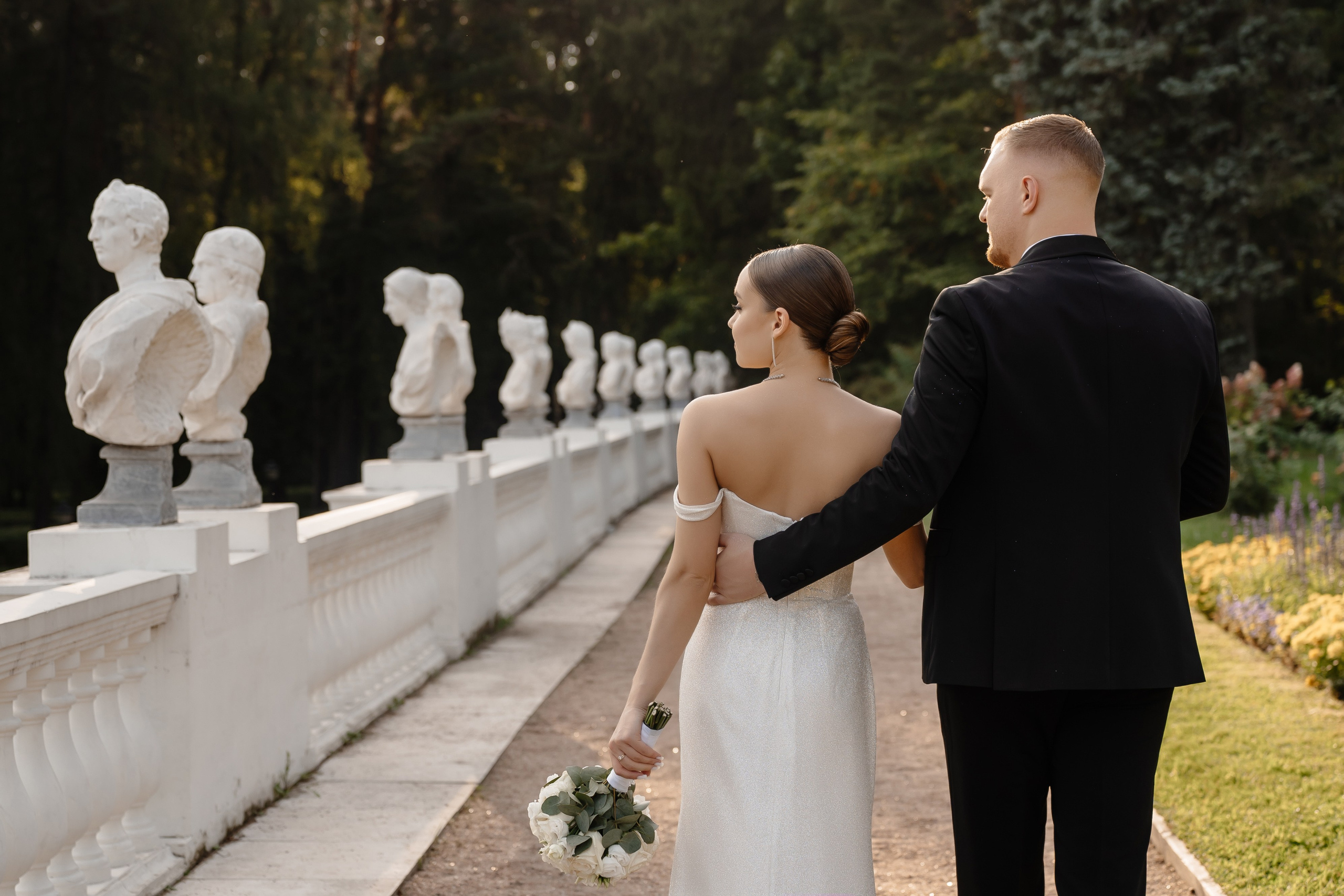 Свадебная фотосессия в парке Архангельское. Свадебный и семейный фотограф в Москве Светлана Зоткина