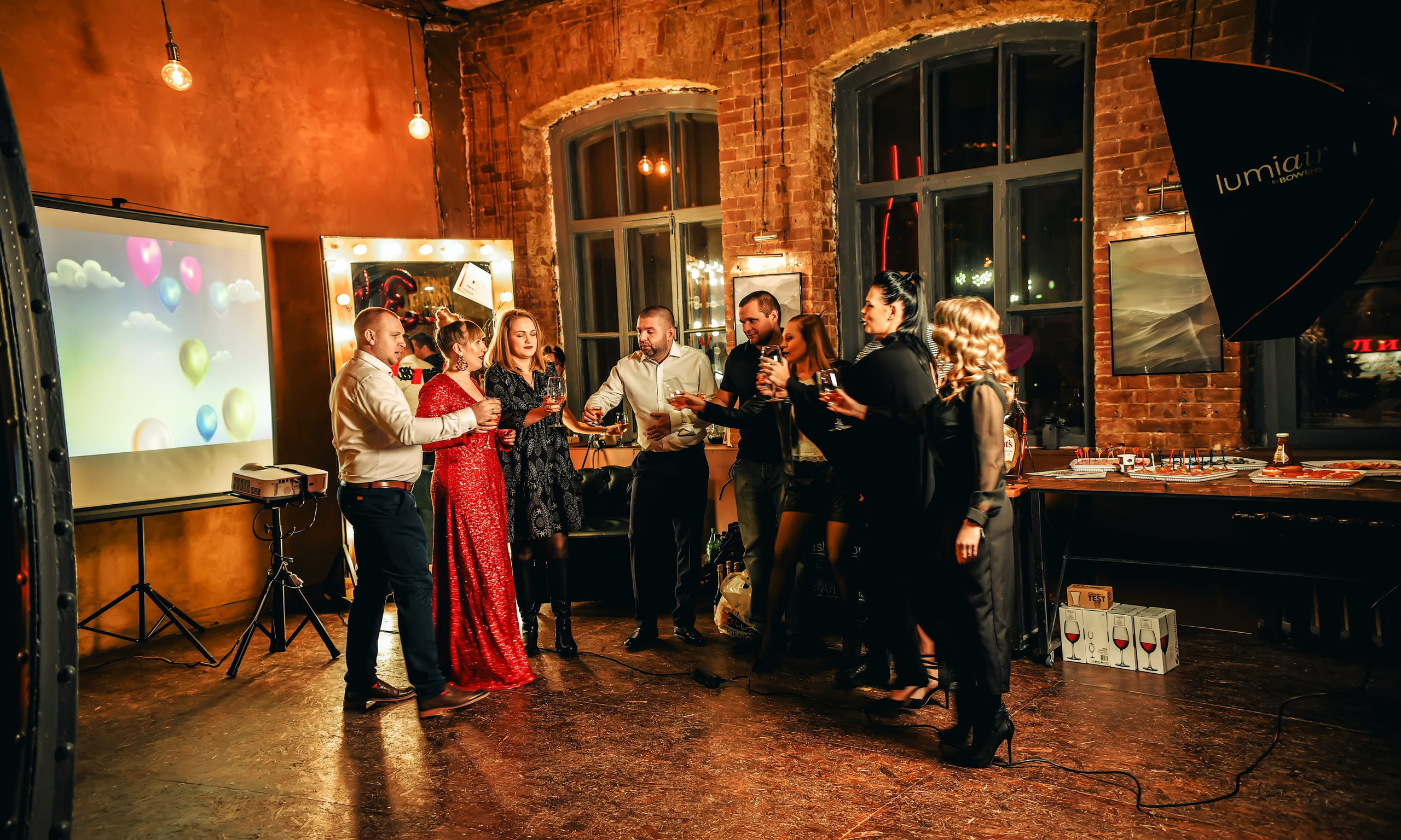 Тематическая вечеринка на юбилей 35 лет. Свадебный, семейный, детский, контент фотограф в Омске Максим Ильин