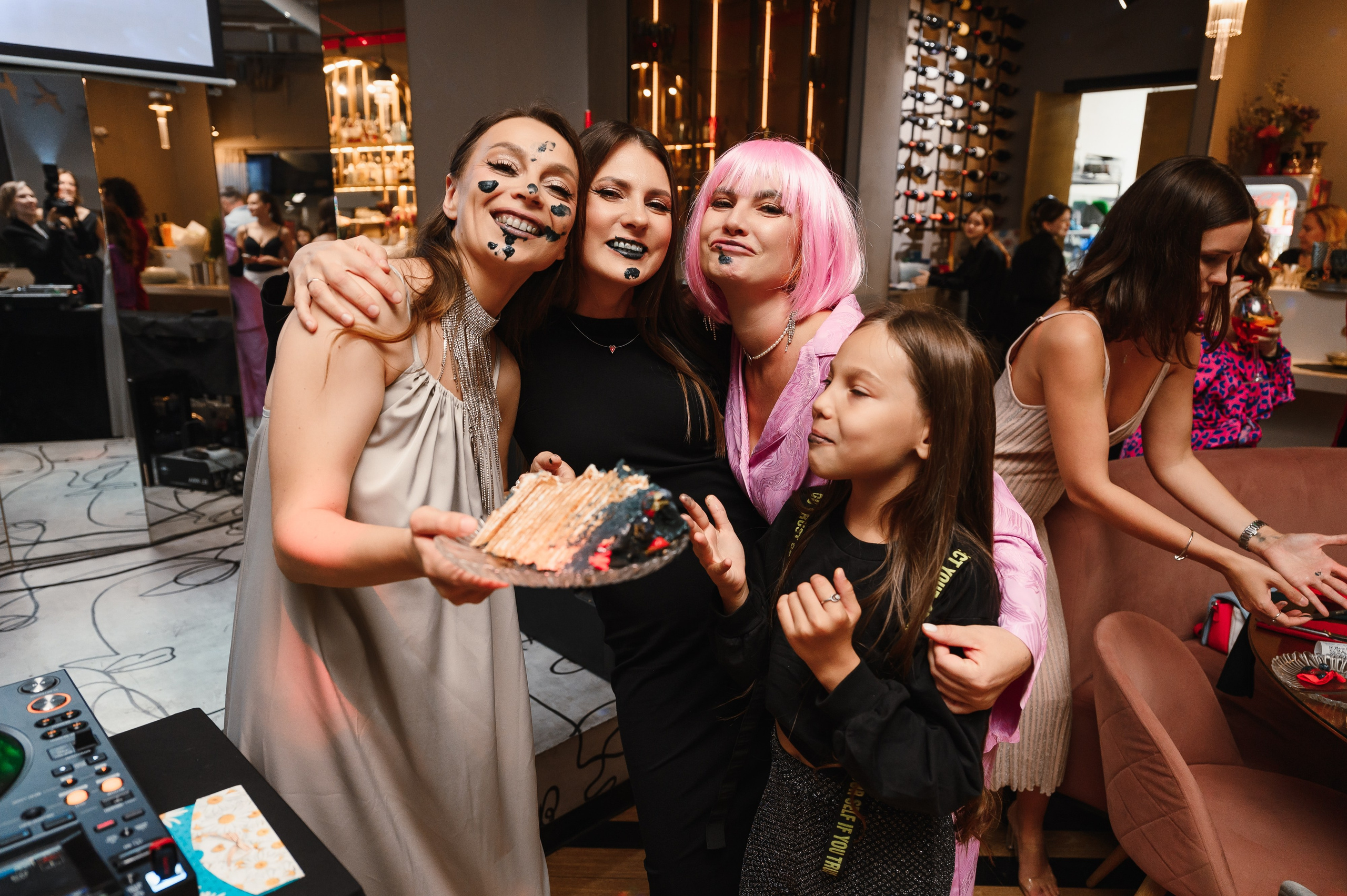 День рождения в формате выступления. Wedding and family photographer USA