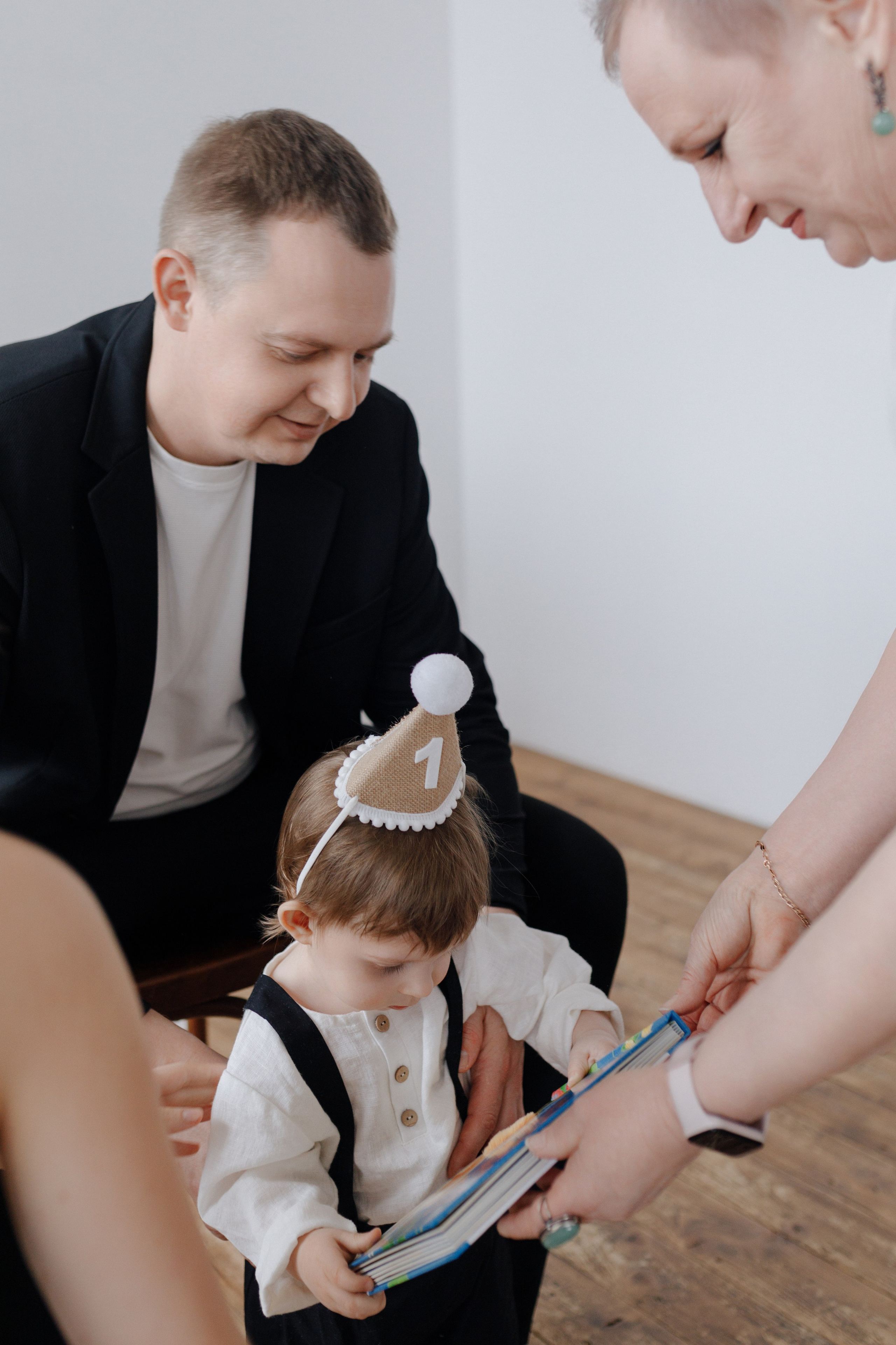 Арсению Годик. Главная