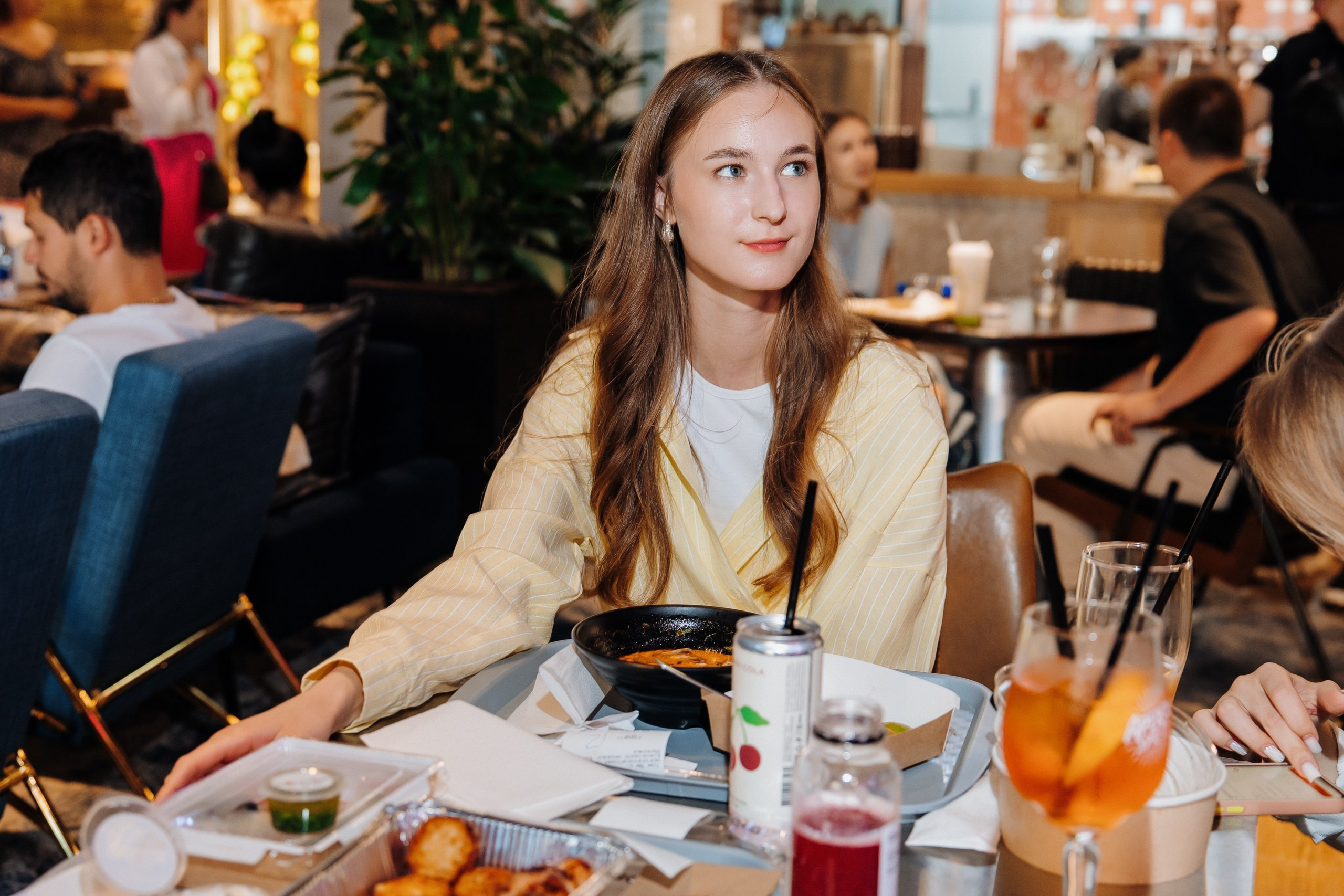 Белый Рынок | 8 лет. Главная