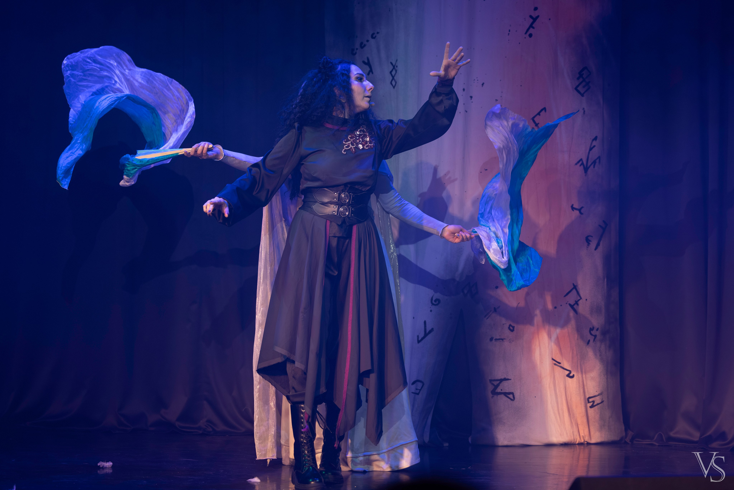 Книга стихий 25.01. Фотограф Виктор Степанов