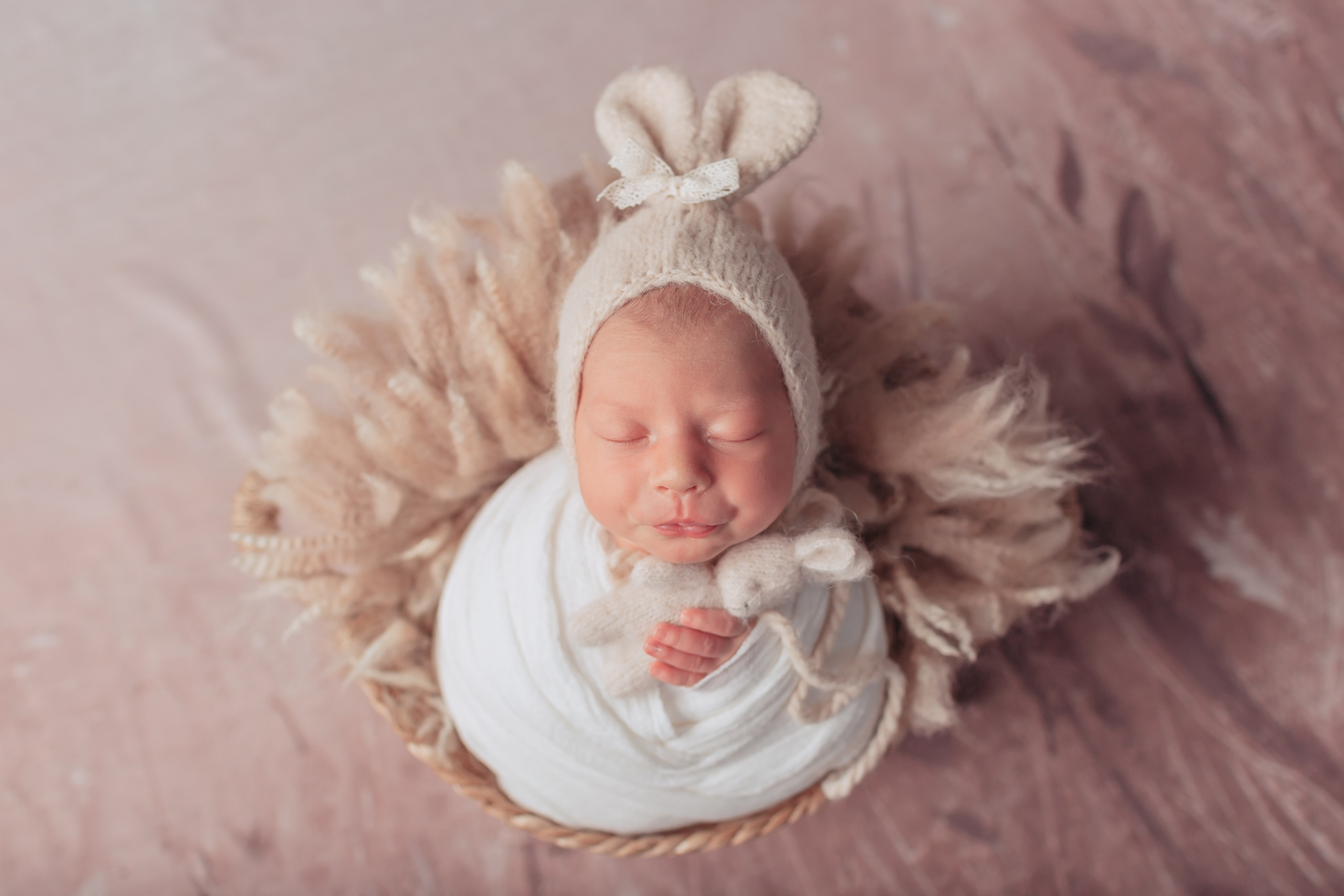 Подарочек. Фотограф Новорожденных и беременности г. Тюмень