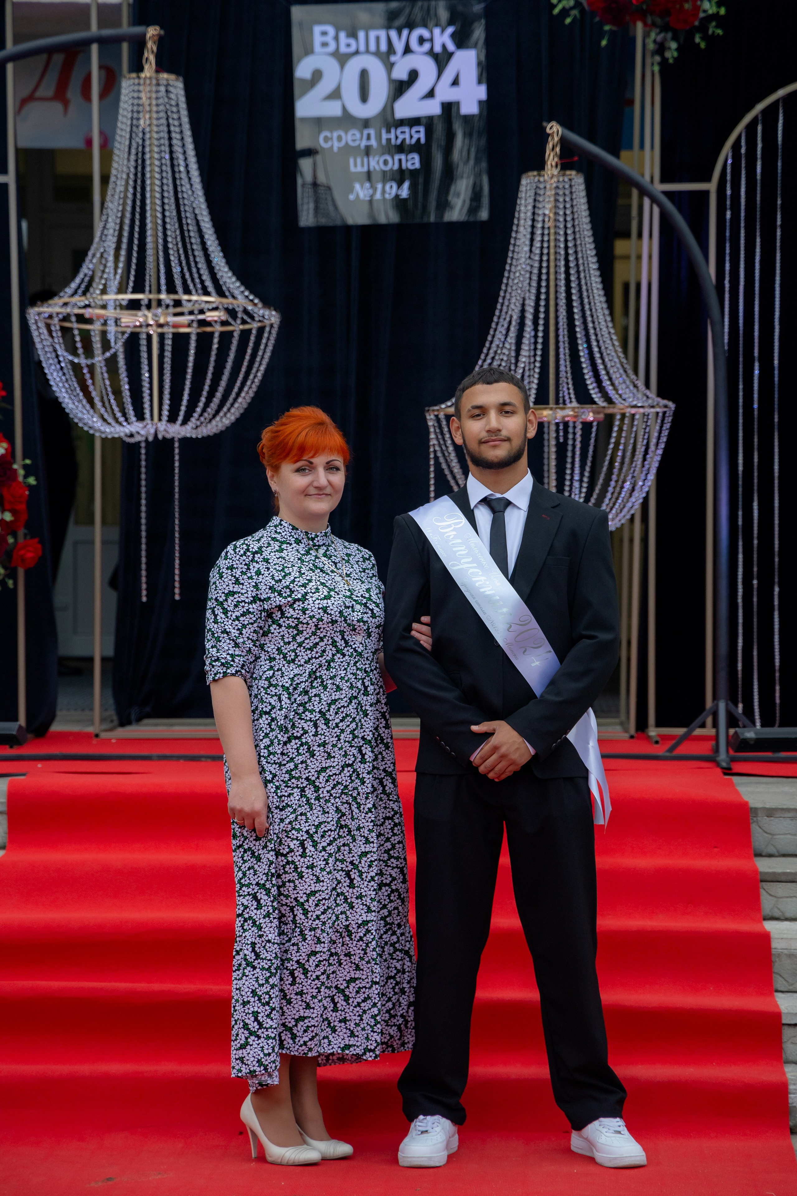 Школьный выпускной 2024 год в Соколе (Минск). Свадебный фотограф в Минске/Беларуси Сергей Спиридонов