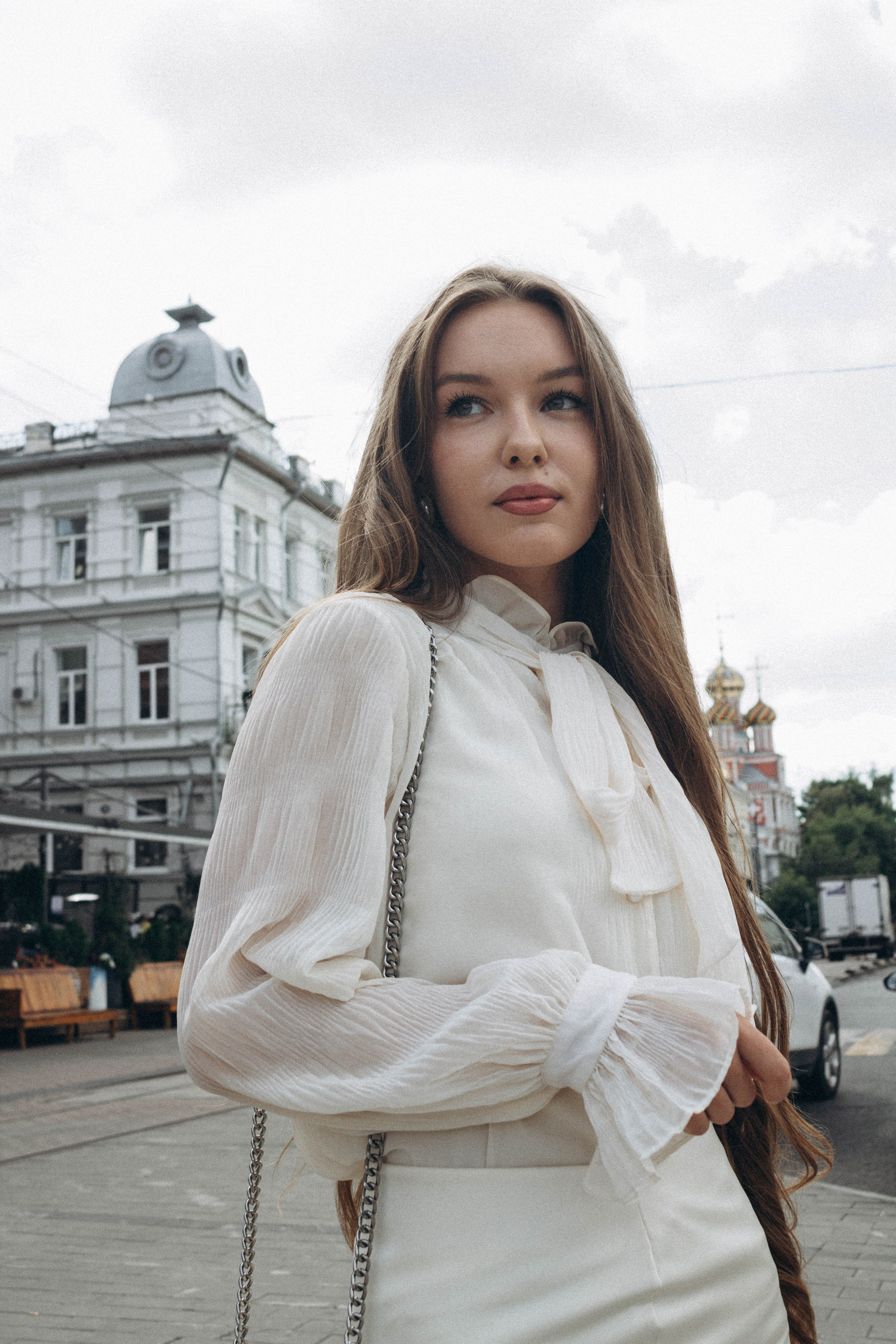 Sofiya. Я — Алёна и я фотографирую красиво (е)