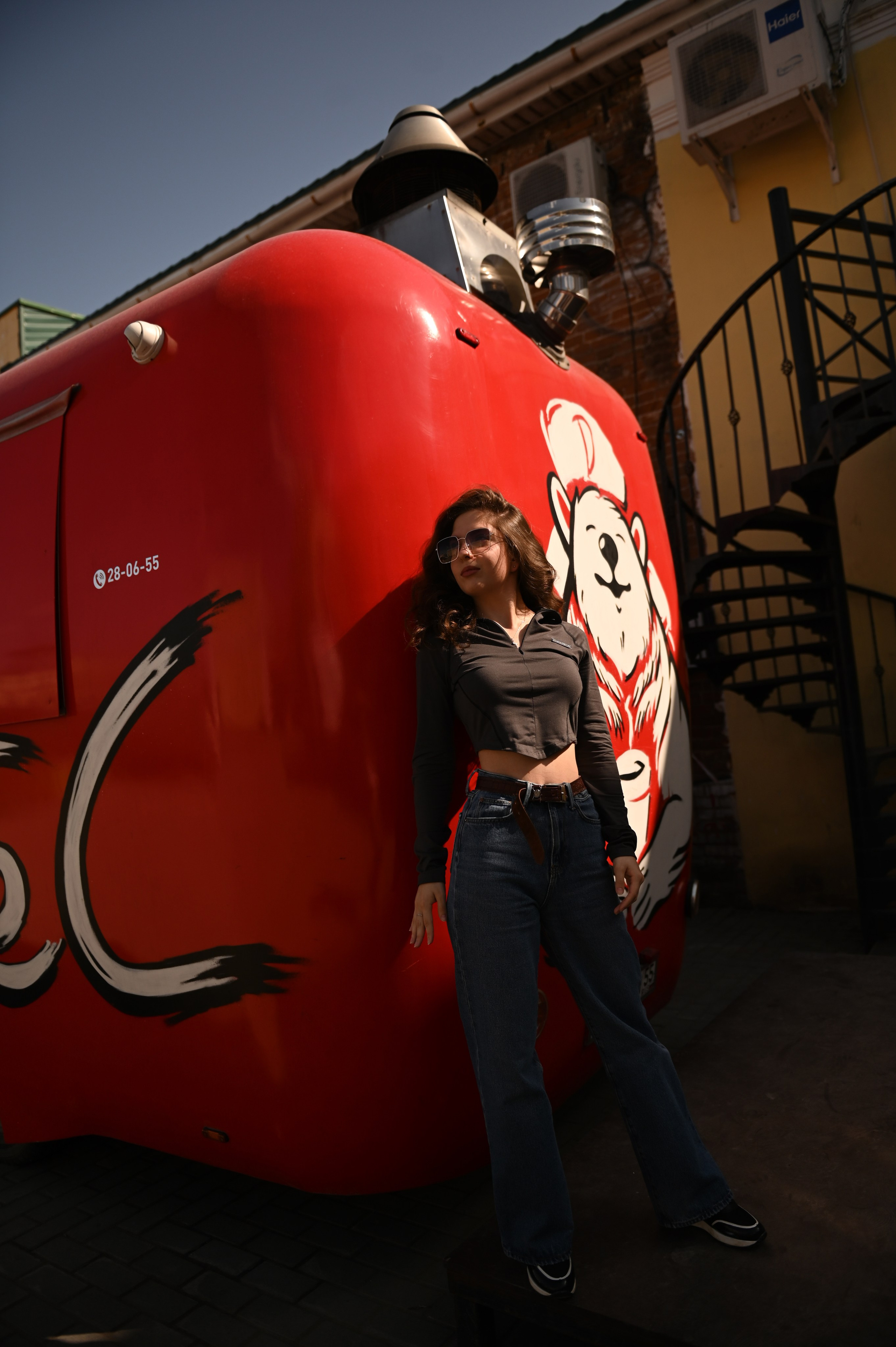 Индивидуальная прогулочная в городе. Свадебный, семейный, детский, контент фотограф в Омске Максим Ильин