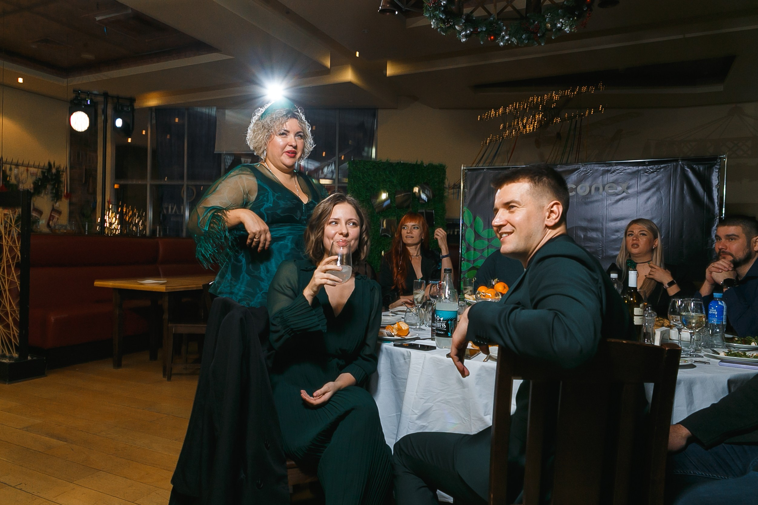 Новогодняя вечеринка компании Econex. Событийный фотограф Максим Бескоровайновнов