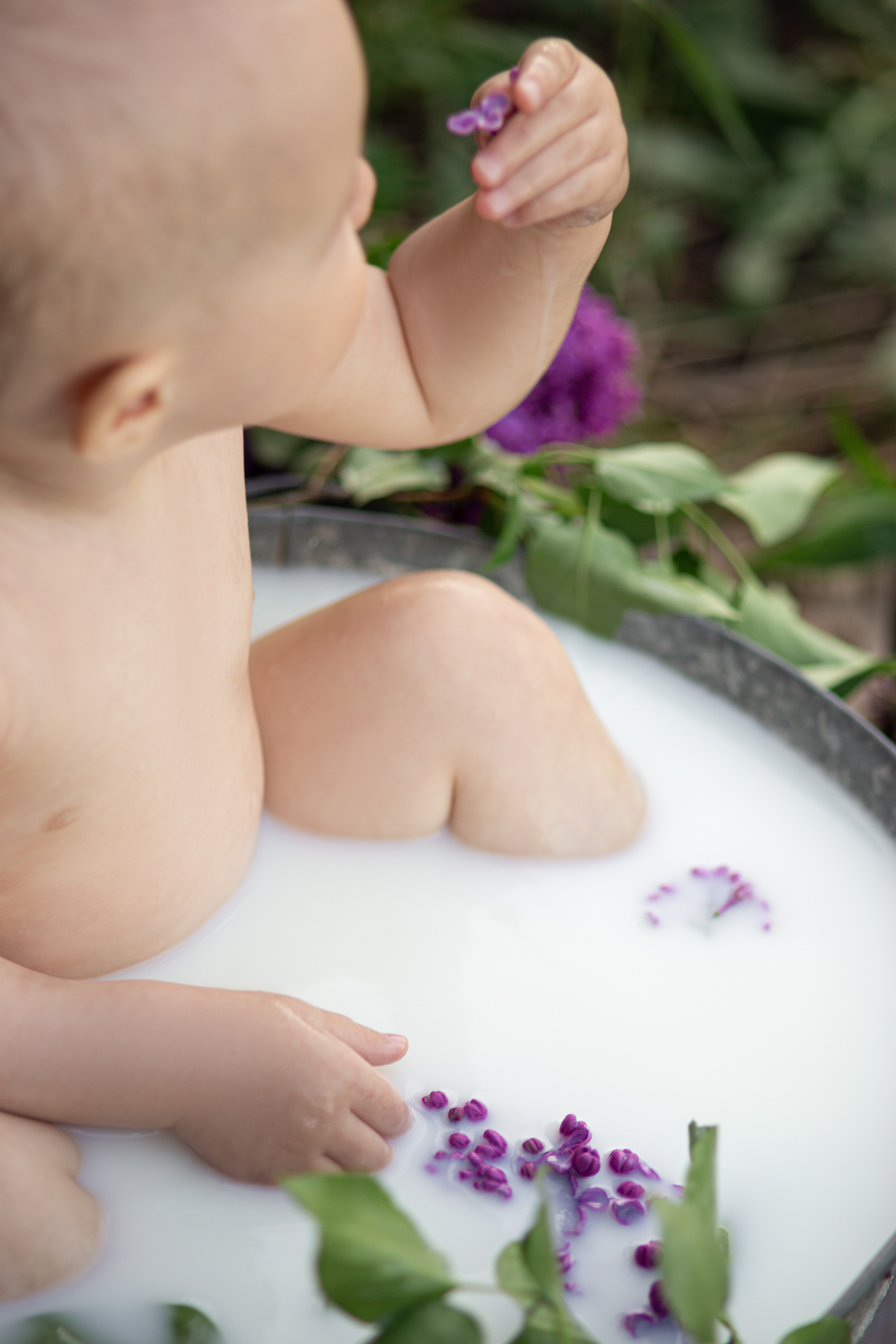Алиса в сирени. Анна Демидец — фотограф и маркетолог в Новошахтинске, Шахтах и Ростове-на-Дону