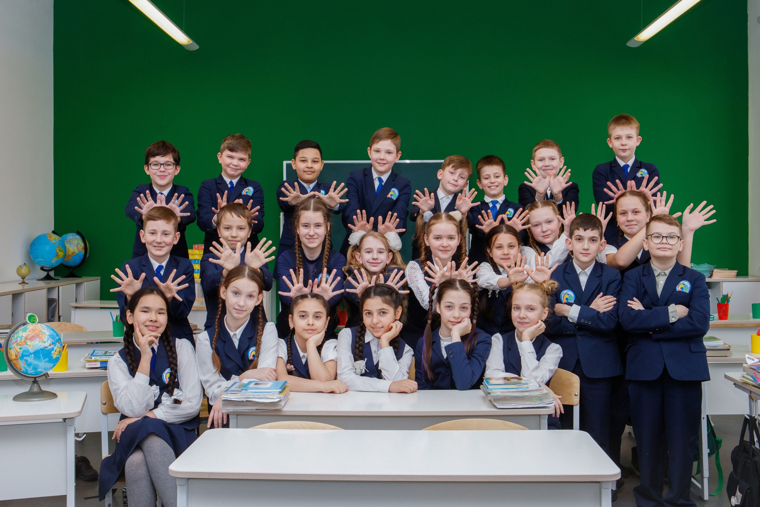 4 класс / Гимназия № 16 / Люберцы. Детский и семейный фотограф Мария Киселёва. Москва