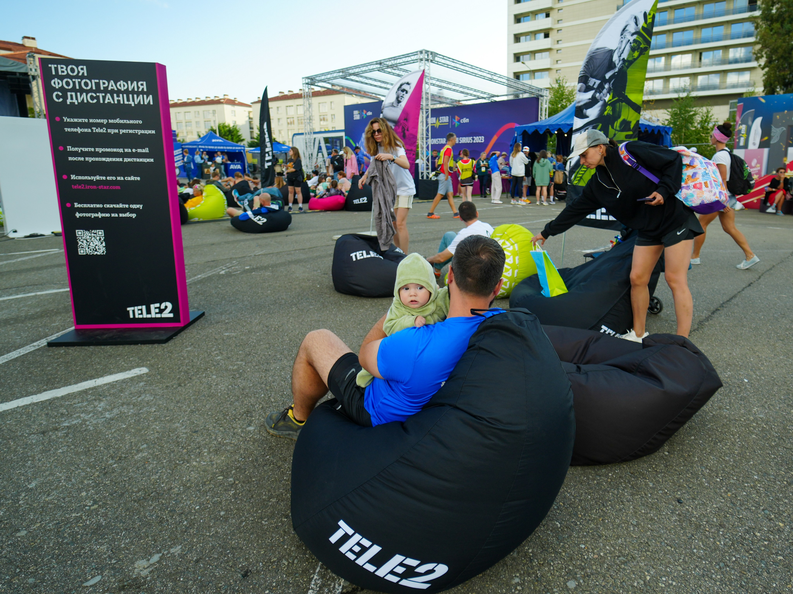 Фотоотчет партнерской интеграции для компании TELE2 на фестивале Ironstar. Репортажный фотограф в Красной Поляне и Сочи Павлюченко Екатерина