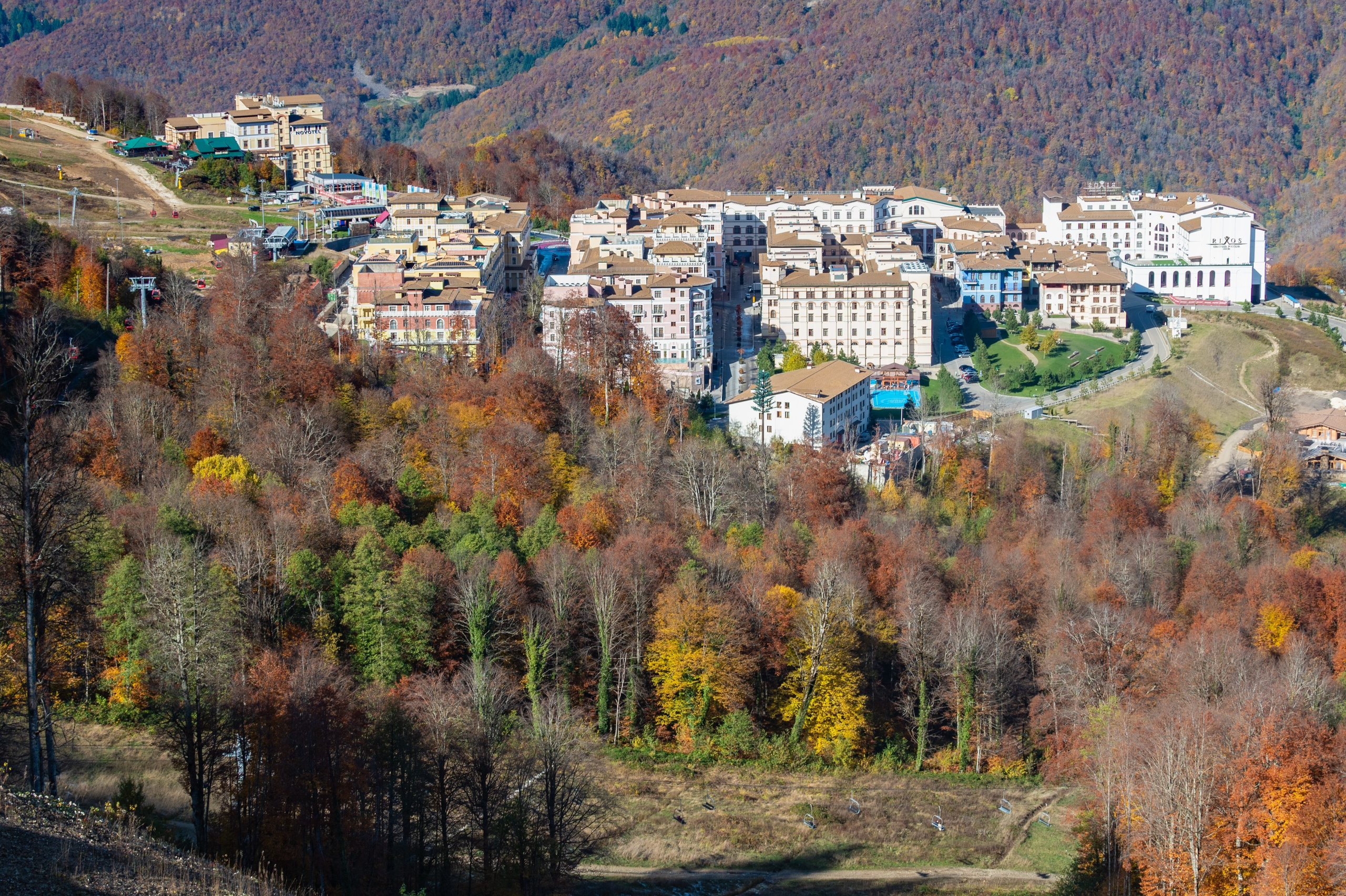 Mice мероприятие — прогулка на водопад Поликаря на курорте Красная Поляна. Репортажный фотограф в Красной Поляне и Сочи Павлюченко Екатерина