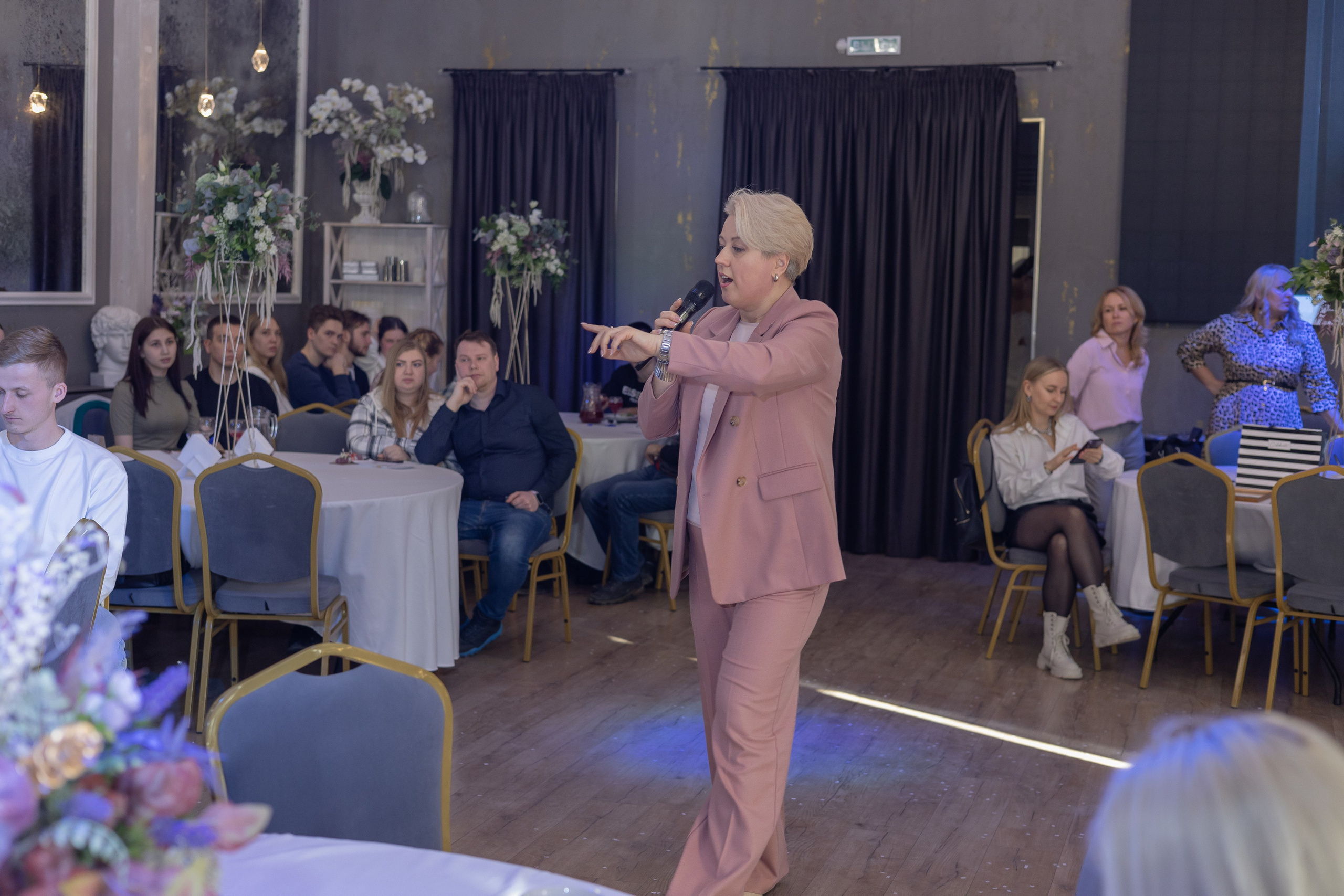 Свадебное чаепитие для молодоженов