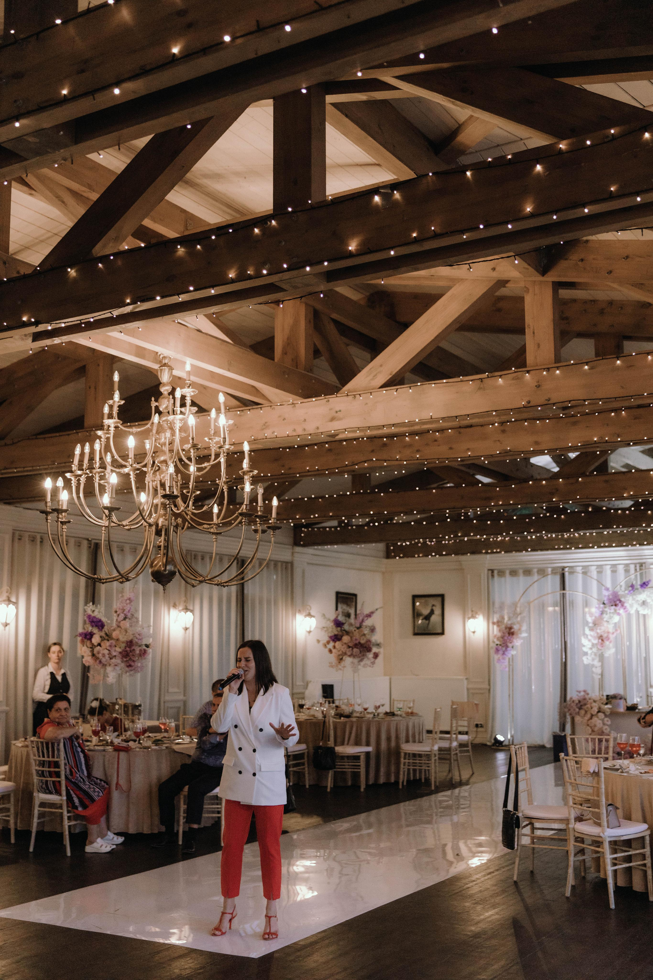 Фото. Ведущий на свадьбу юбилей корпоратив в Москве и МО Светлана Винокурова