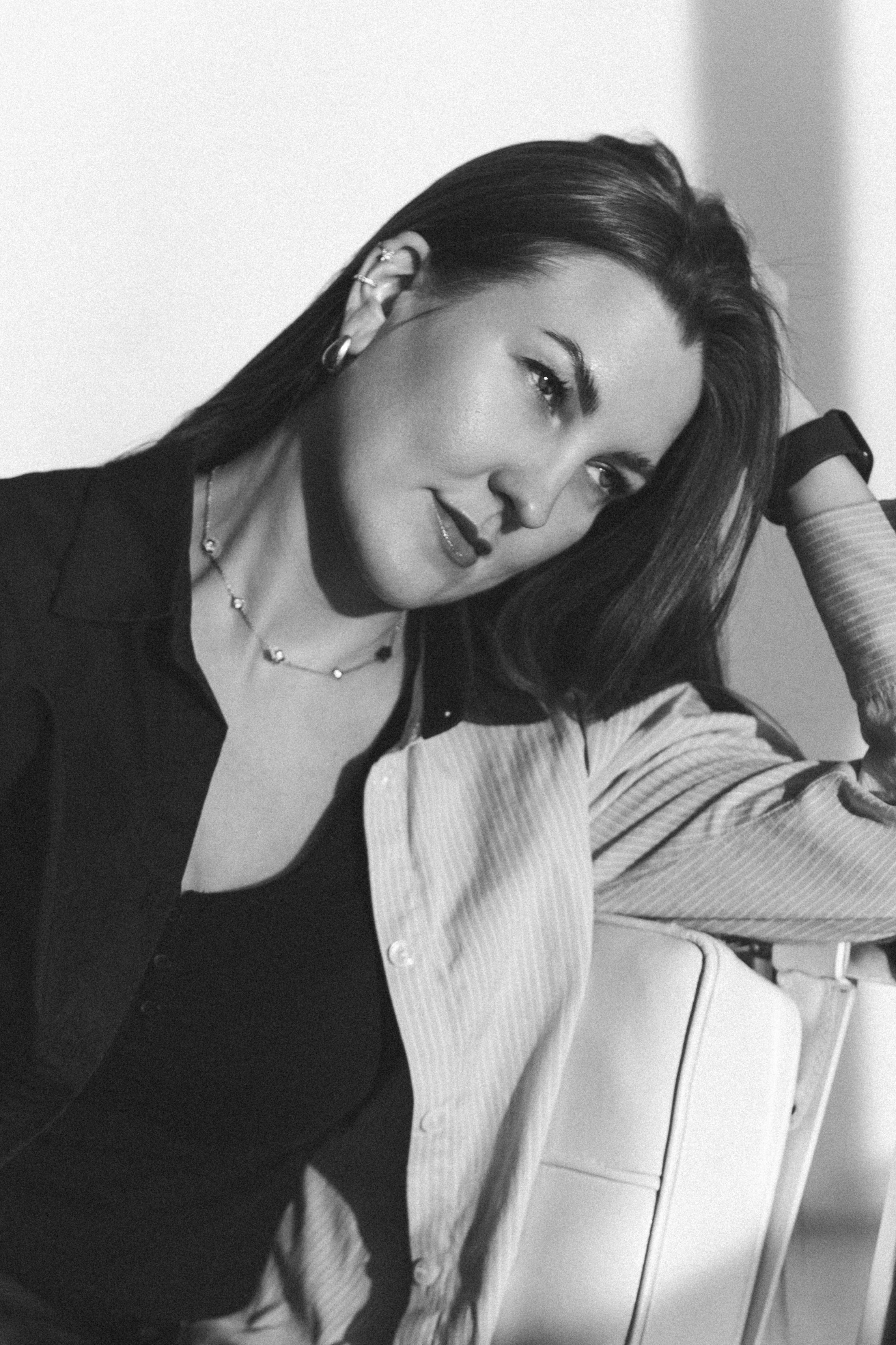 Студийные съемки в ч/б. Женский фотограф в Москве Рина Леонтьева