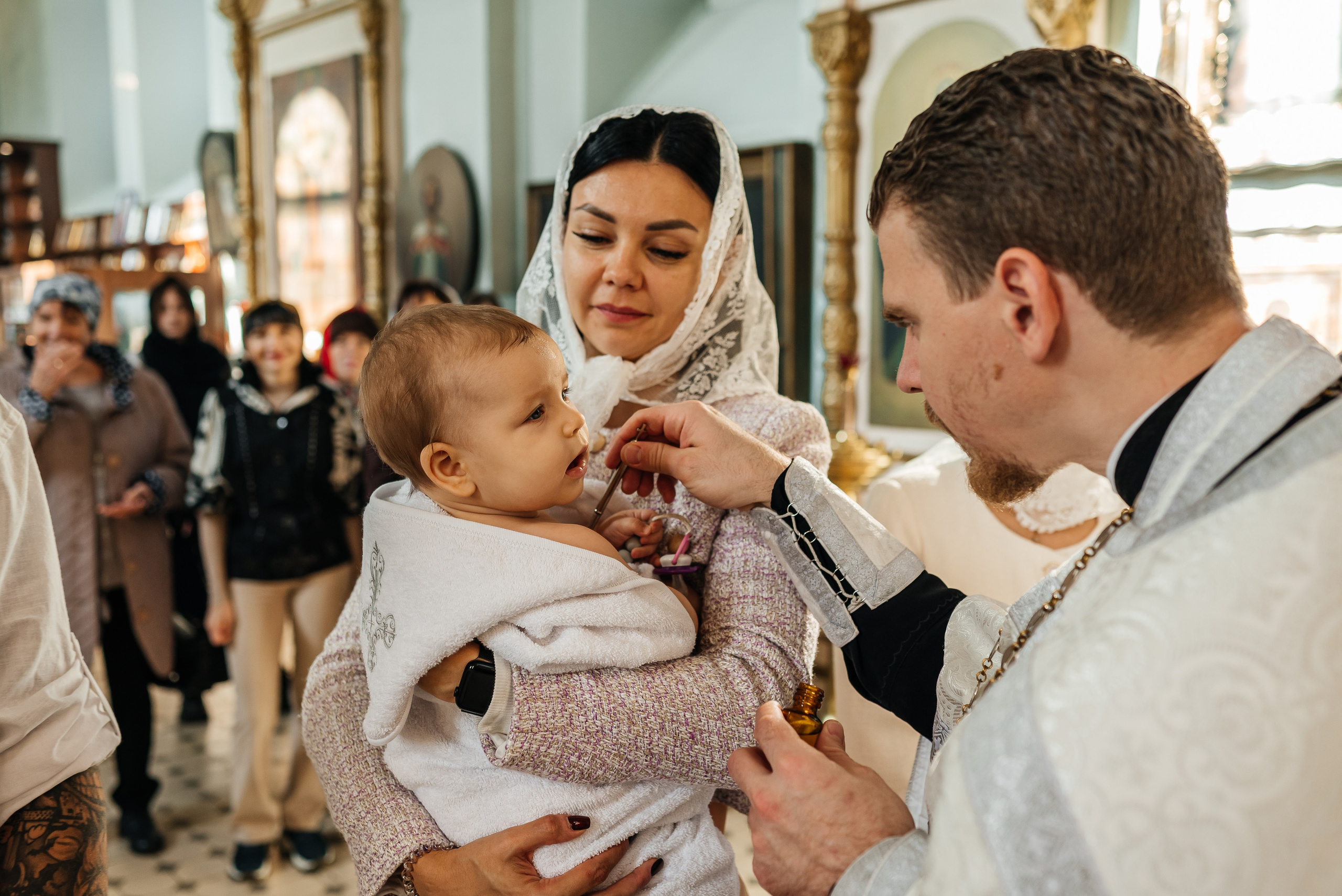 Крещение в Храме Успения Пресвятой Богородицы Гундоровский. Фотограф в Каменске-Шахтинском и парке Лога Ольга Сагал