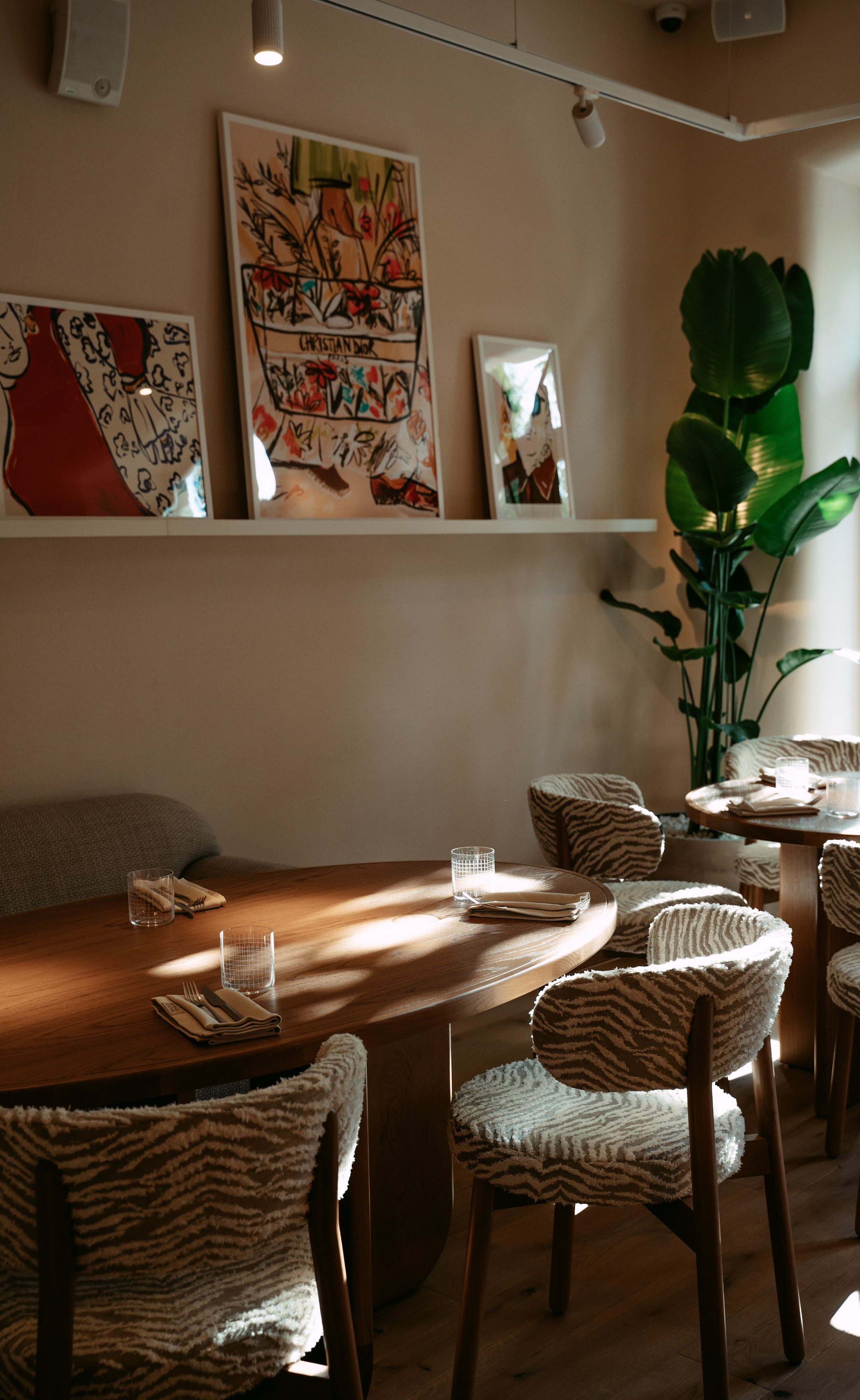 Хорошая девочка / Открытие ресторана в Казани. Саша Копылов, фотограф в Казани