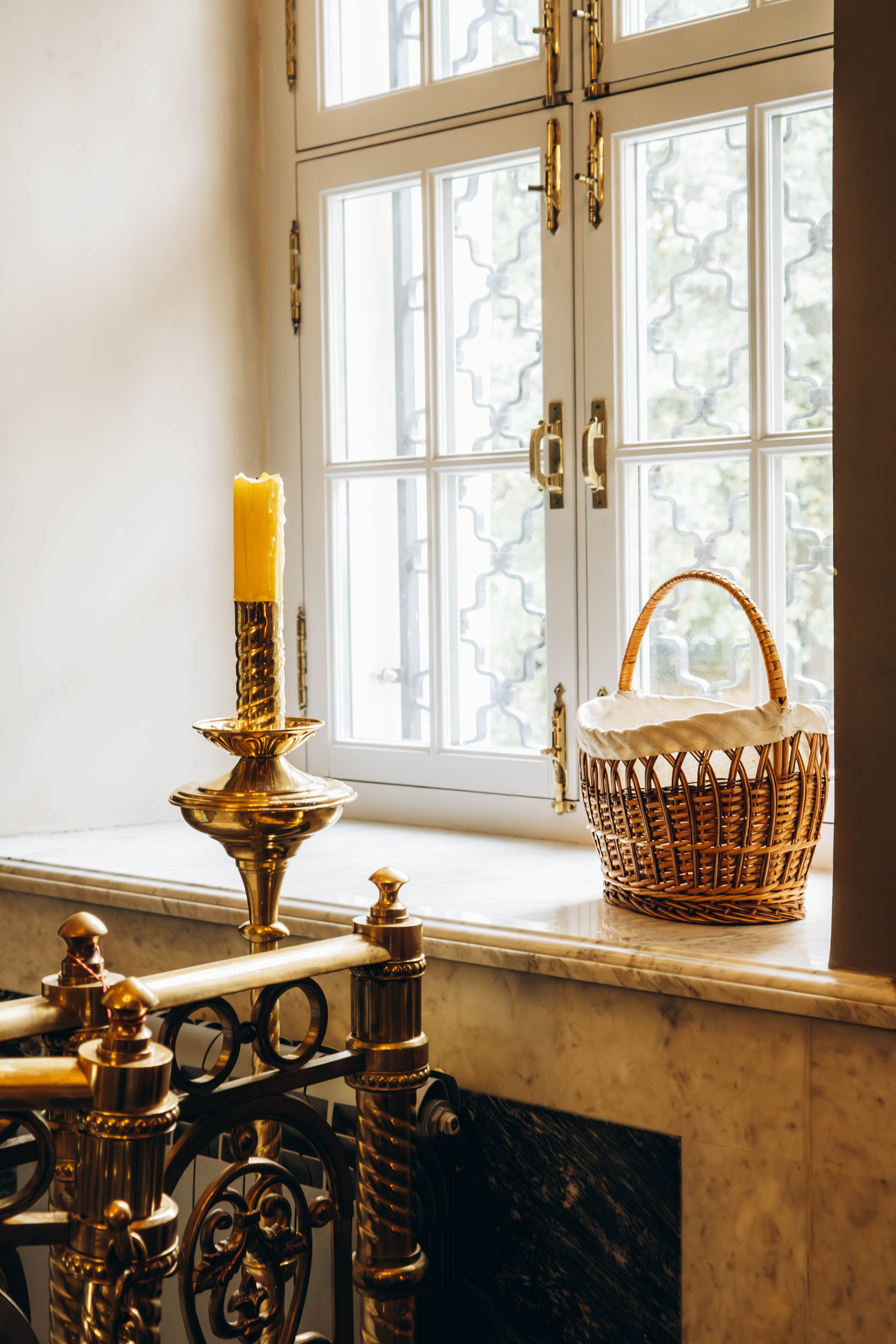 Литургия в храме иконы Божией Матери «Живоносный Источник» в Царицыне. Фотограф Москва Валерия Веденина