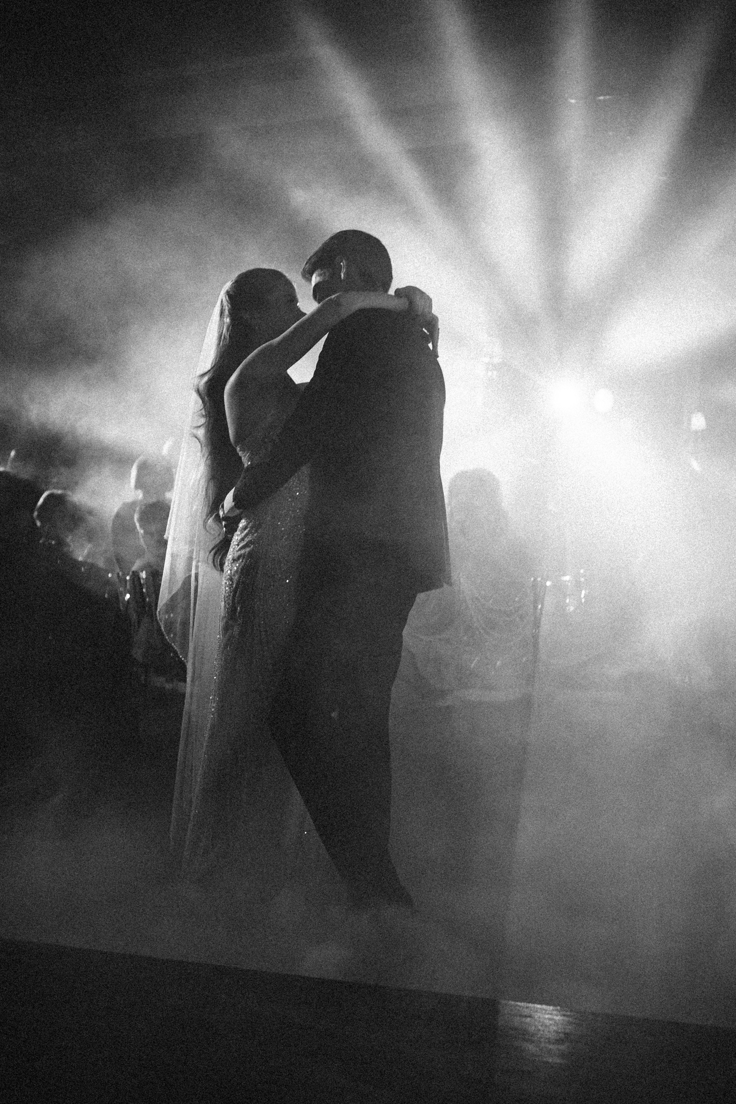 СВАДЕБНАЯ СЬЕМКА В ОТЕЛЕ В СИБИРИ. Профессиональный фотограф, Санкт-Петербург — Виктория Богомолова