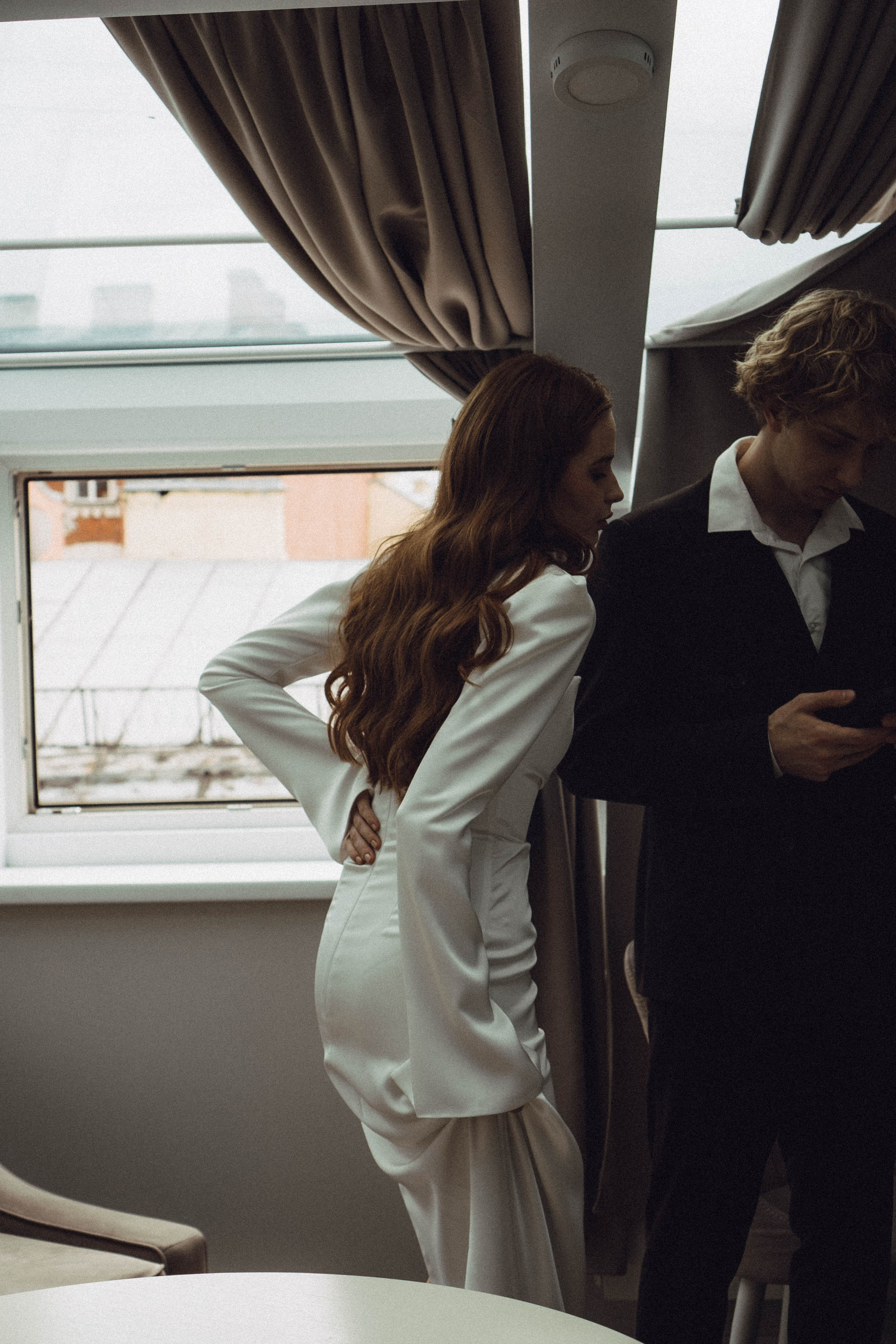 СВАДЕБНАЯ СЬЕМКА В ОТЕЛЕ. СБОРЫ ЖЕНИХА И НЕВЕСТЫ И ТАКЖЕ ТОР И ПОДГОТОВКА К ПРОГУЛКЕ. Профессиональный фотограф, Санкт-Петербург — Виктория Богомолова