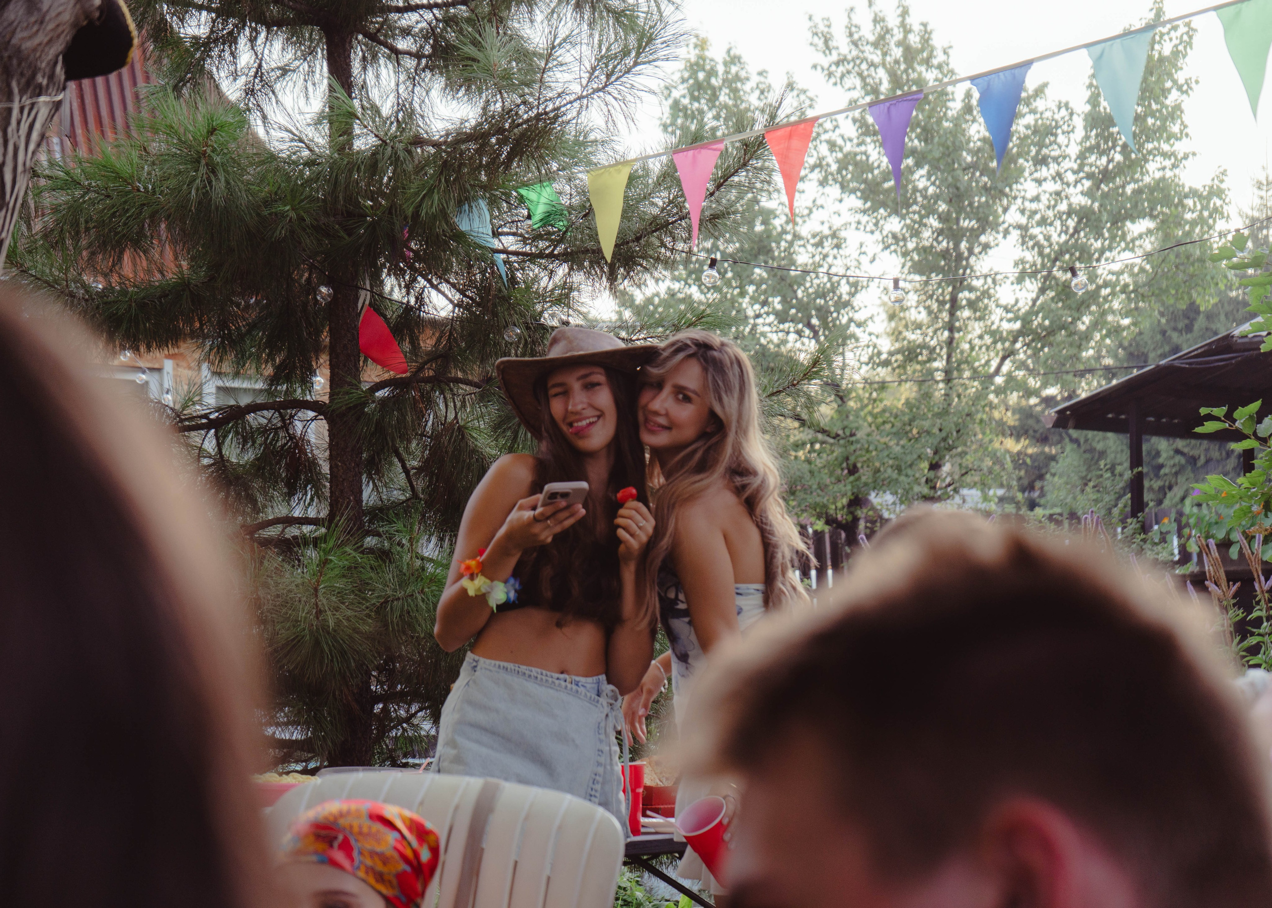 Гавайская вечеринка. Кир Анисин. Режиссер & фотограф