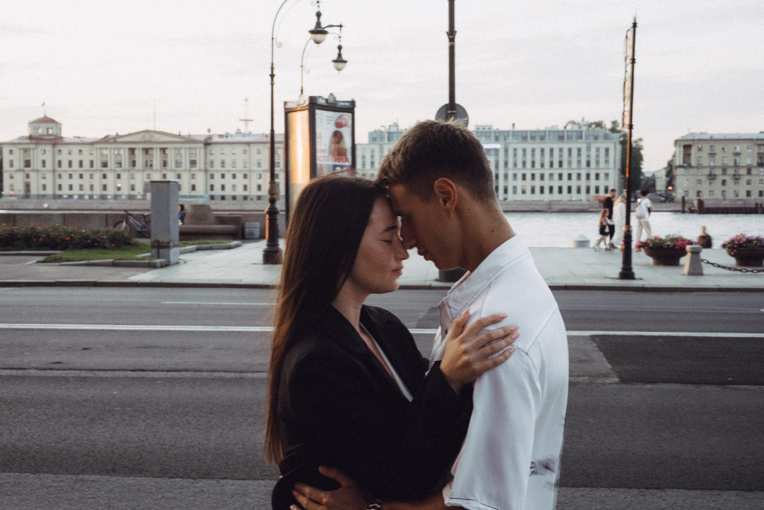 Городская прогулка влюбленных. Профессиональный фотограф, Санкт-Петербург — Виктория Богомолова