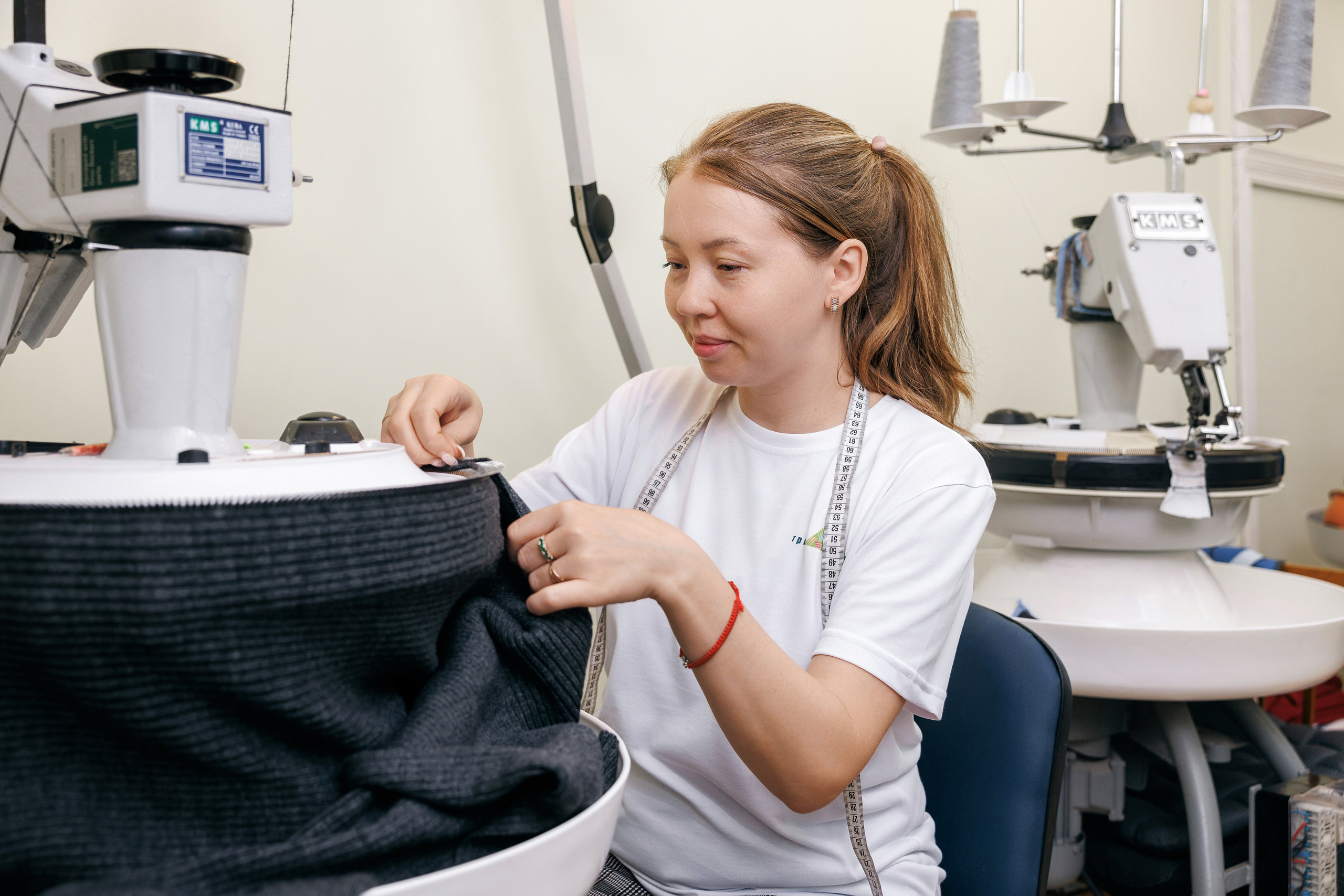 Швейное производство. Фотограф Виталий Хайлов, Екатеринбург