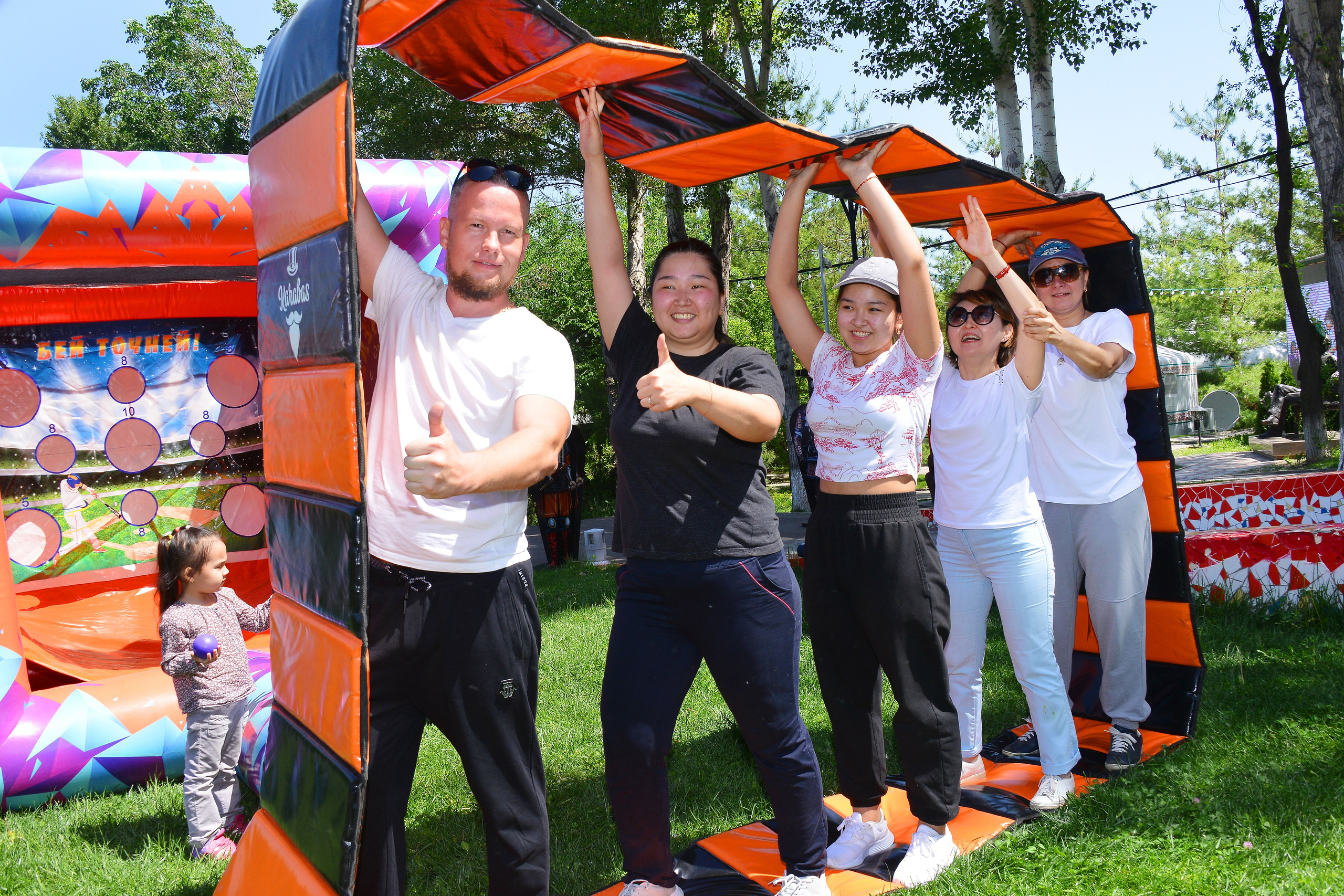 Тимбилдинг-1. Фотосъёмка. Фотограф Сергей Авдеев-семейный и детский фотограф в Алматы