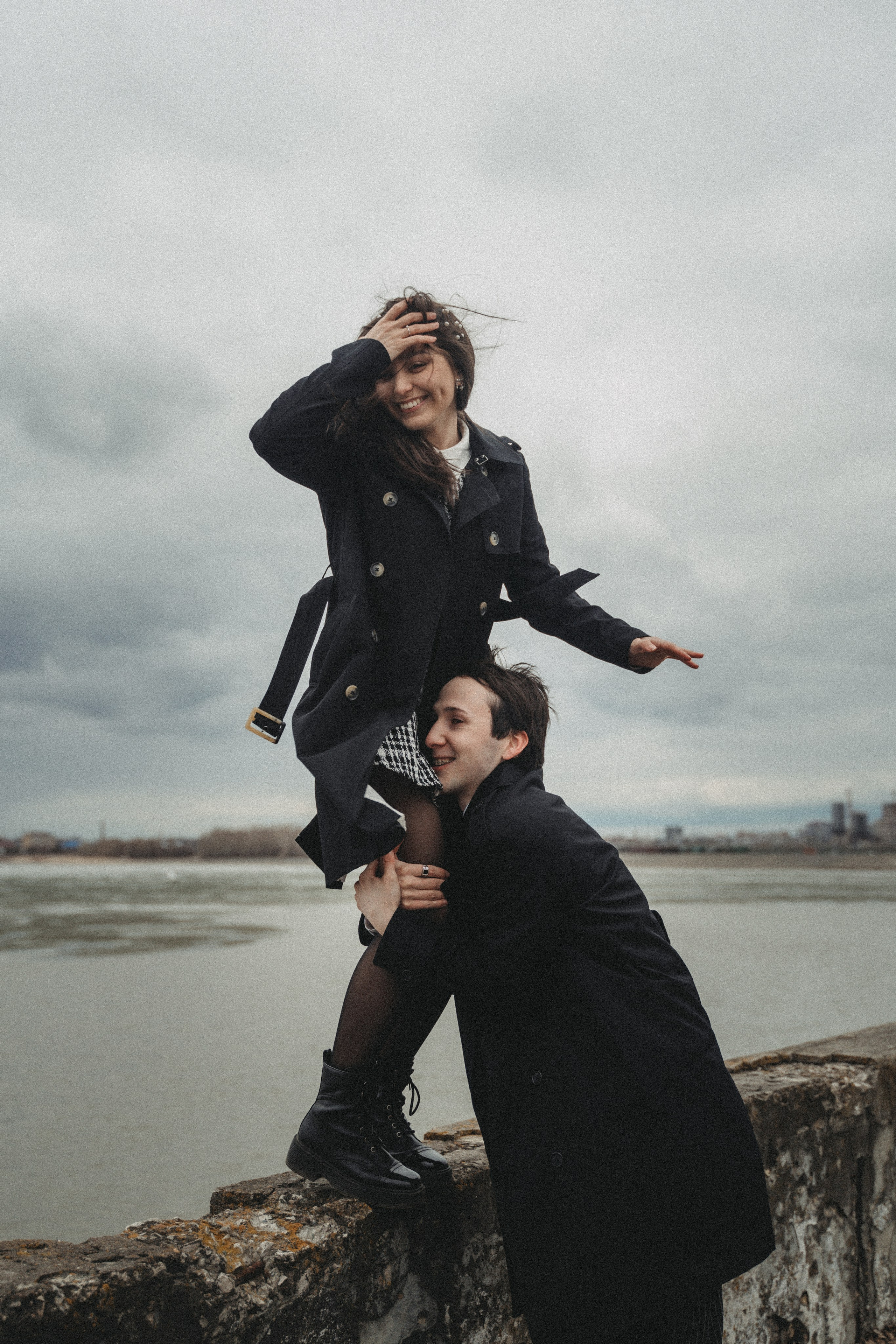 Азат и Маня. Главная