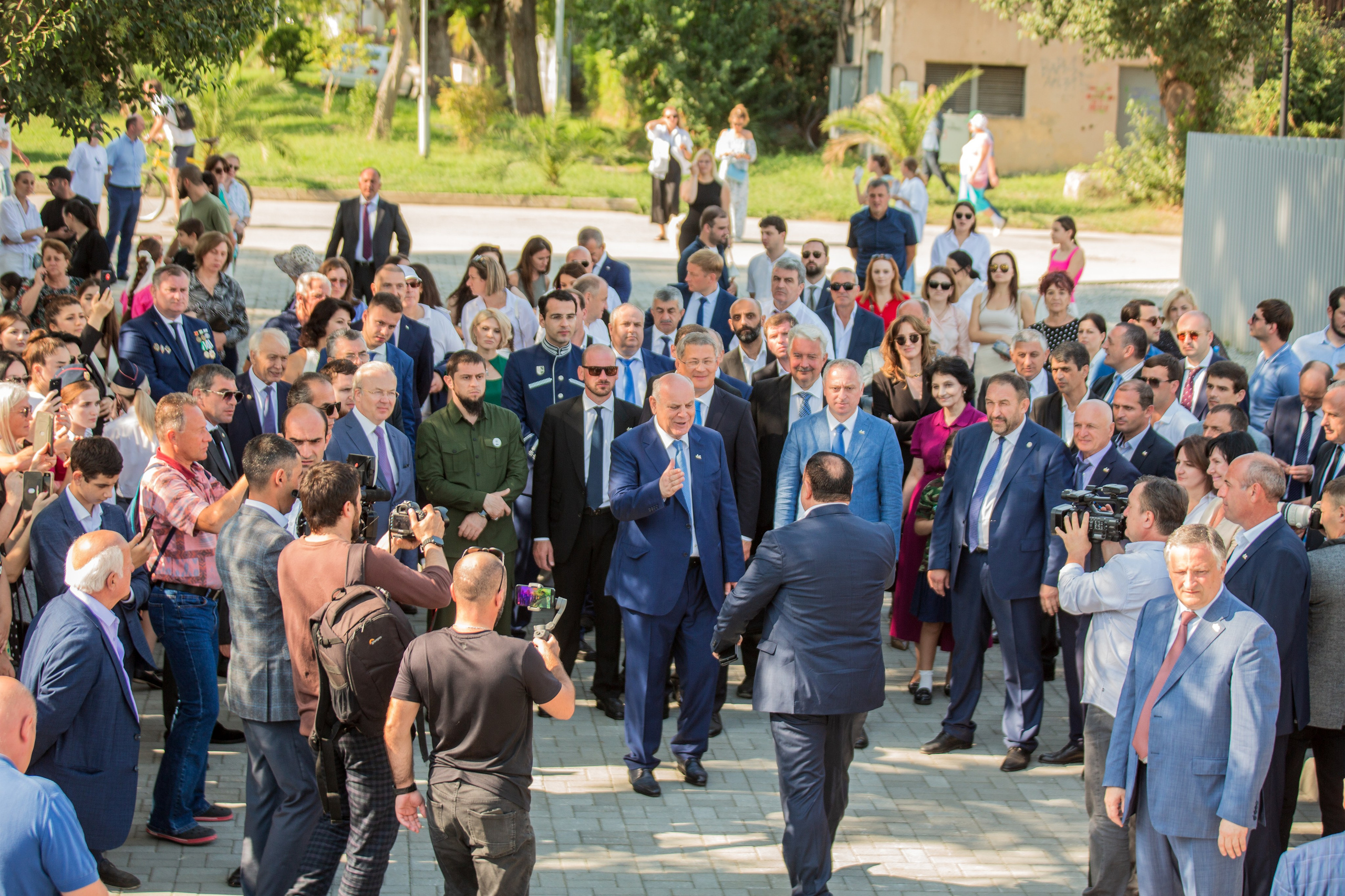 30-летие Дня Победы и Независимости Абхазии. Свадебный и семейный фотограф в Абхазии Эля Цишба