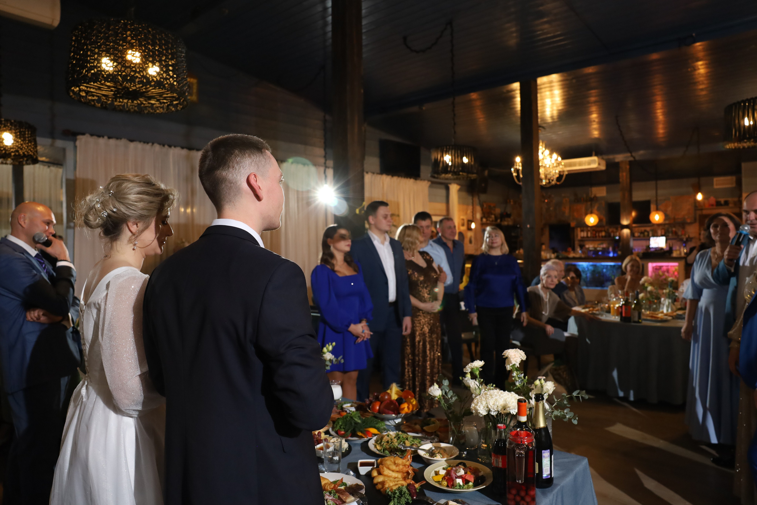 𝒜𝓇𝓉𝑒𝓂 & 𝐿𝓎𝓊𝓈𝓎𝒶 (𝓇𝑒𝓈𝓉𝒶𝓊𝓇𝒶𝓃𝓉). 𝑀𝑜𝓈𝒸𝑜𝓌. Свадебный фотограф в Санкт-Петербурге