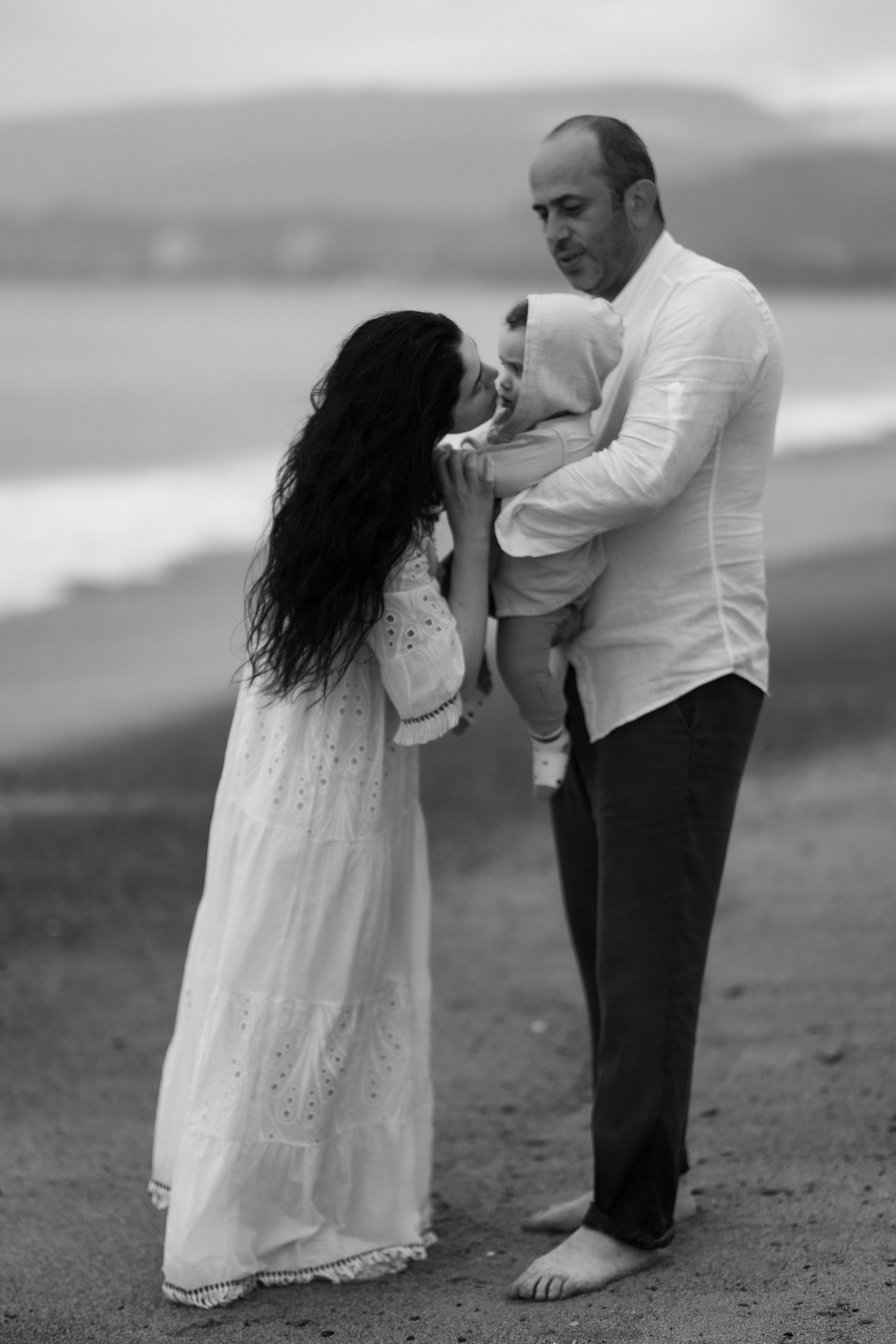 Эльвира Песочный пляж в Абхазии. Семья. Семейные, индивидуальные Сьемки, фотографии для составления визуала