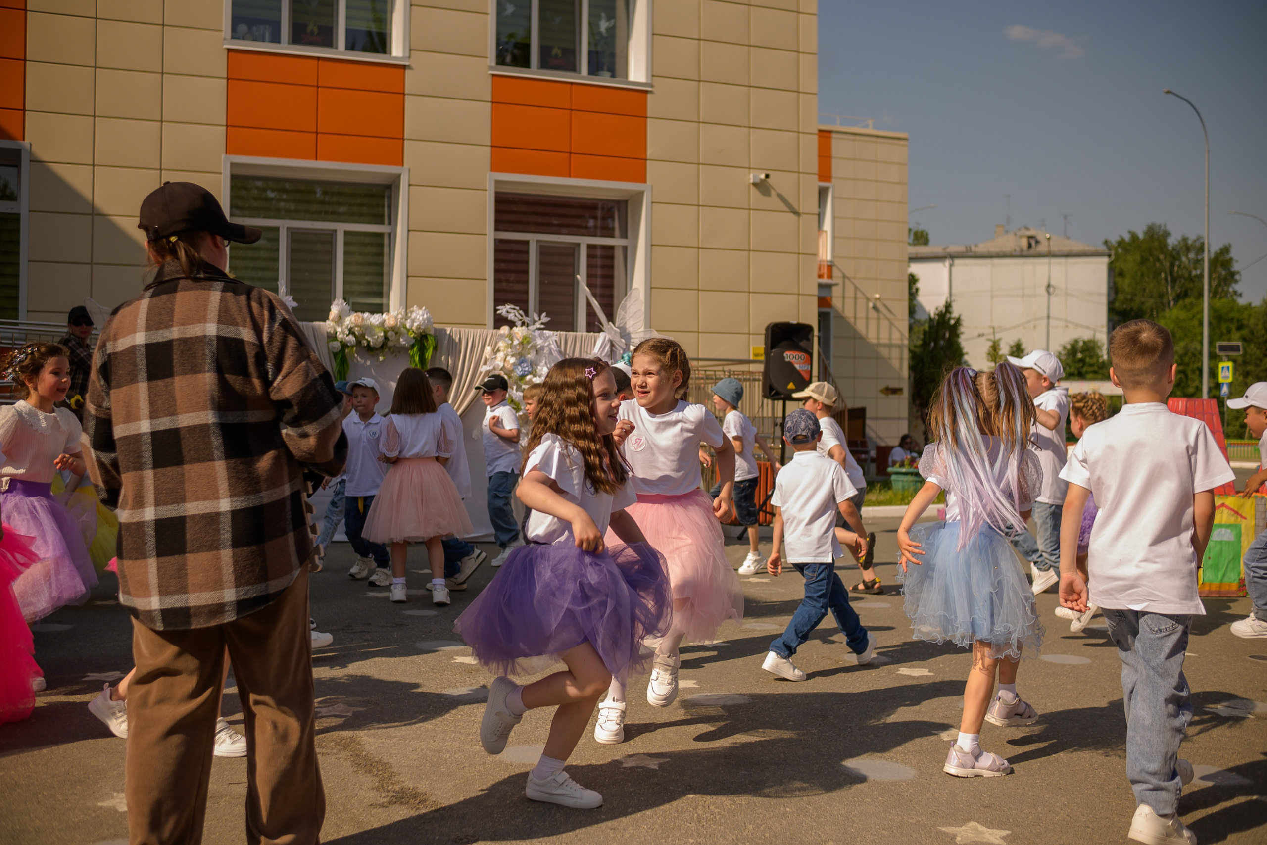 Репортаж выпускного группа «Фантазёры» 3 садик. Фотограф новорожденных, семейный детский в Тюмени Татьяна Морозова