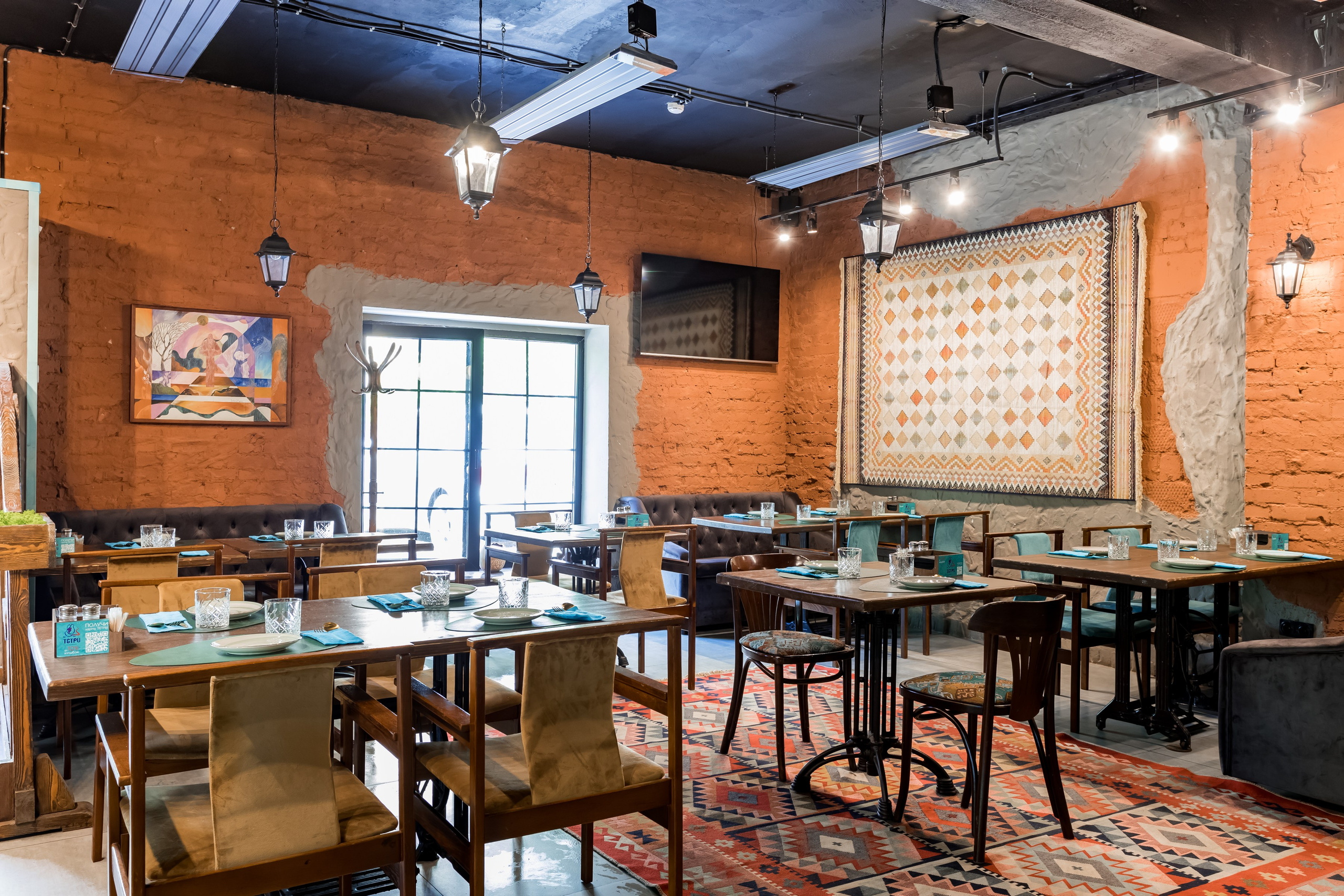 Интерьерная фотосессия для ресторана Тетри на Кунцевской. Интерьеры, Контент, Портреты | Фотограф в Москве Дани Терно