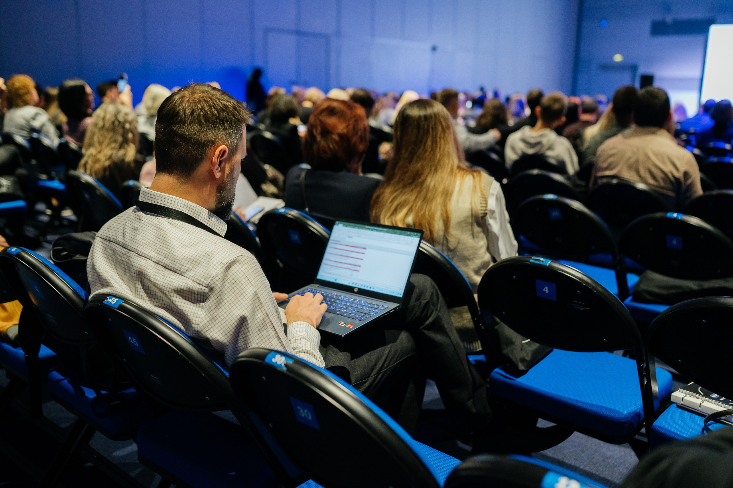 Конференция МедРокет 2024. Фотограф Илья Бызов, Свадебный и репортажный фотограф Сочи