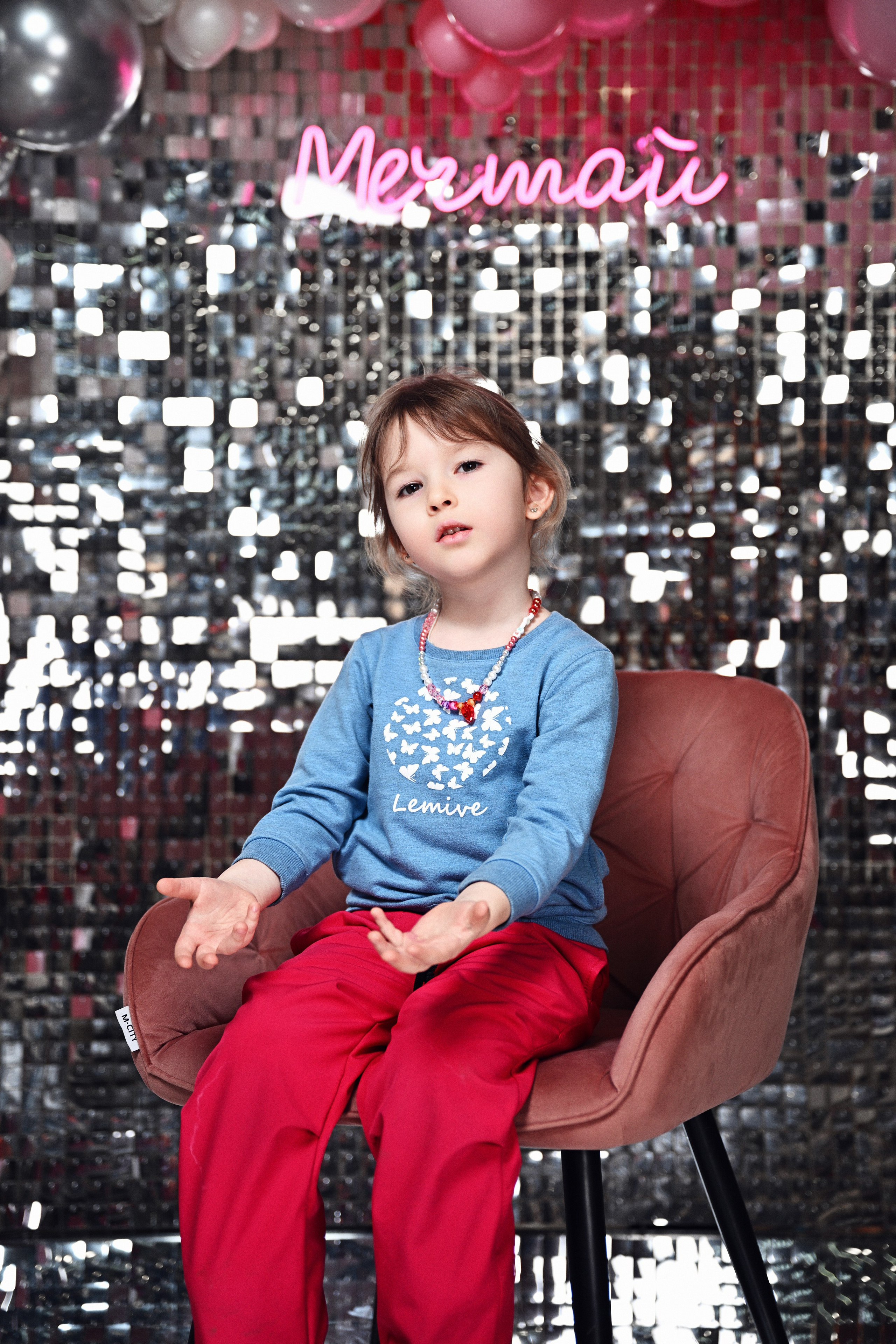 На фотозоне. Фотограф в Москве — Новиков Владислав