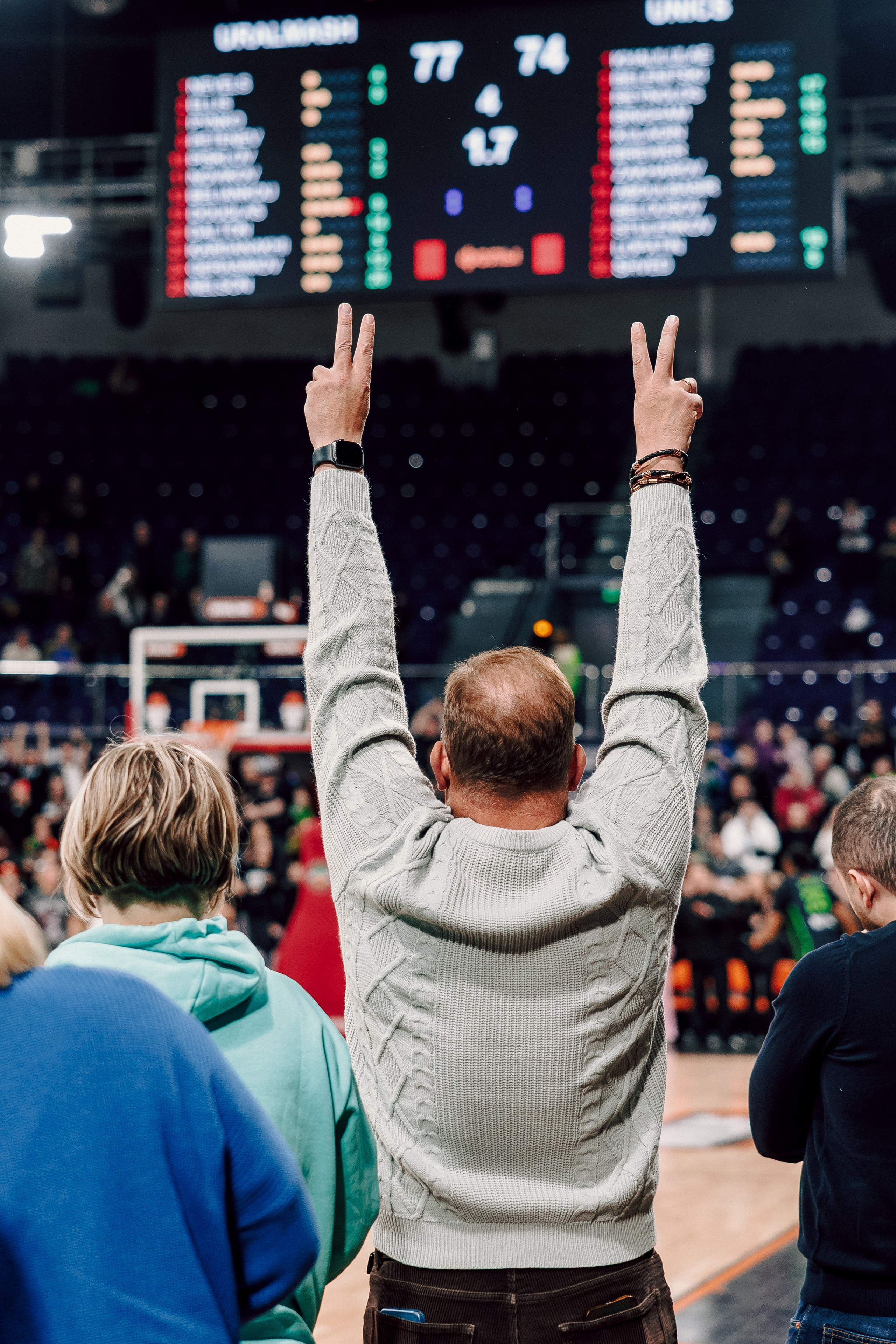 Winline Basket Cup — УРАЛМАШ — УНИКС. Лёшка Варзегов — фотограф