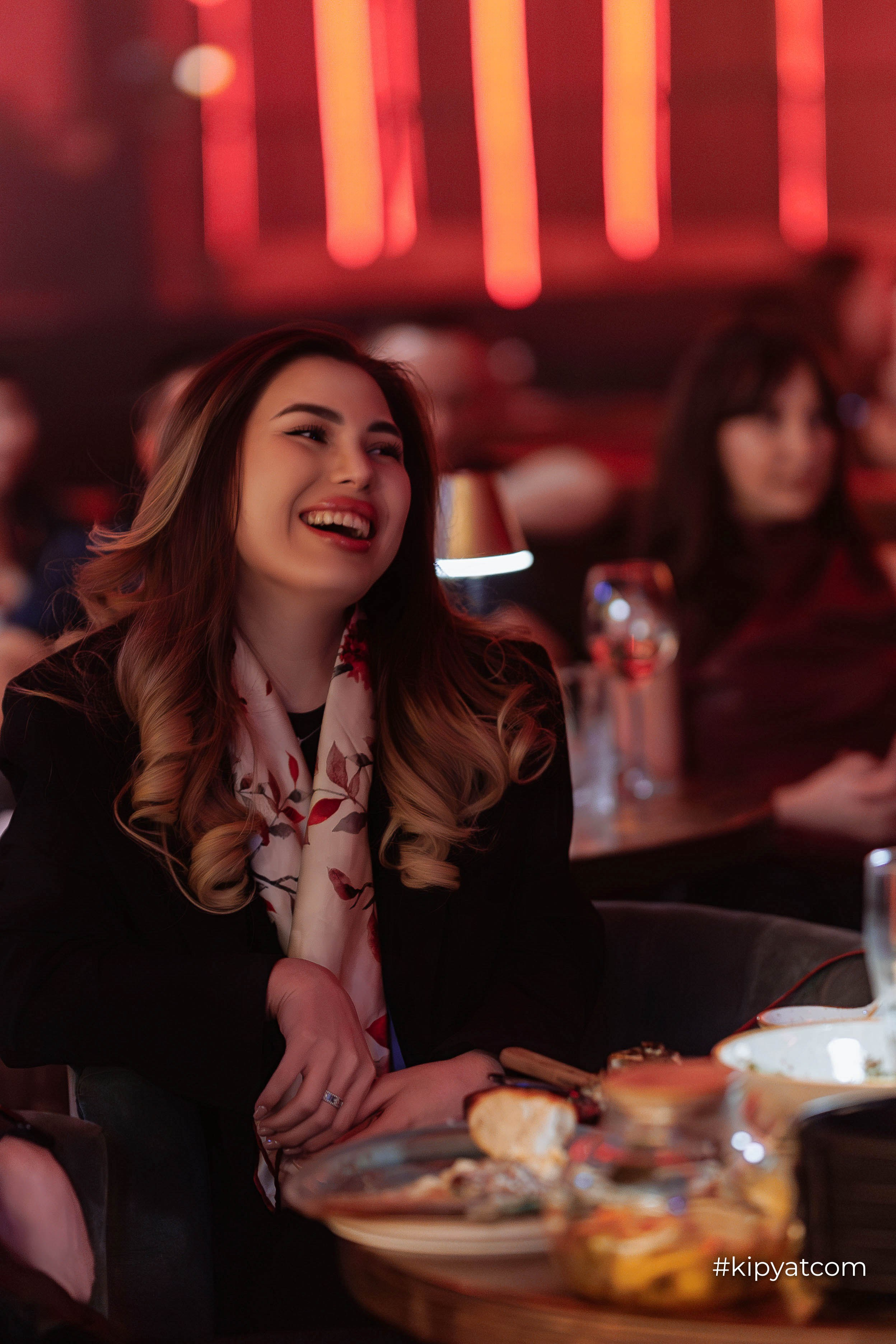 Сольный стендап концерт Александра Меркуль