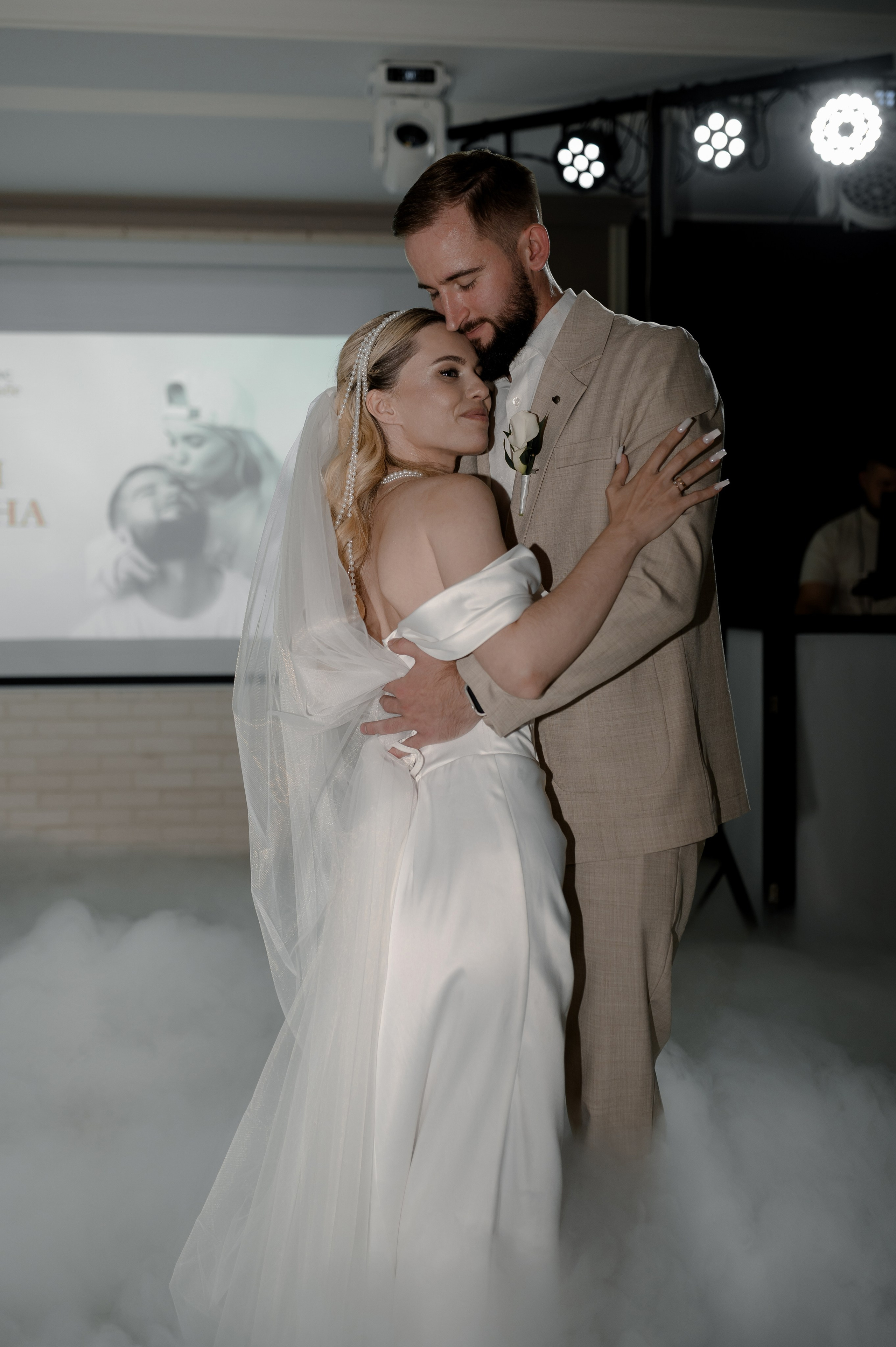 Илья & Елена. Твой личный проводник к красивым фотографиям в Старом Осколе