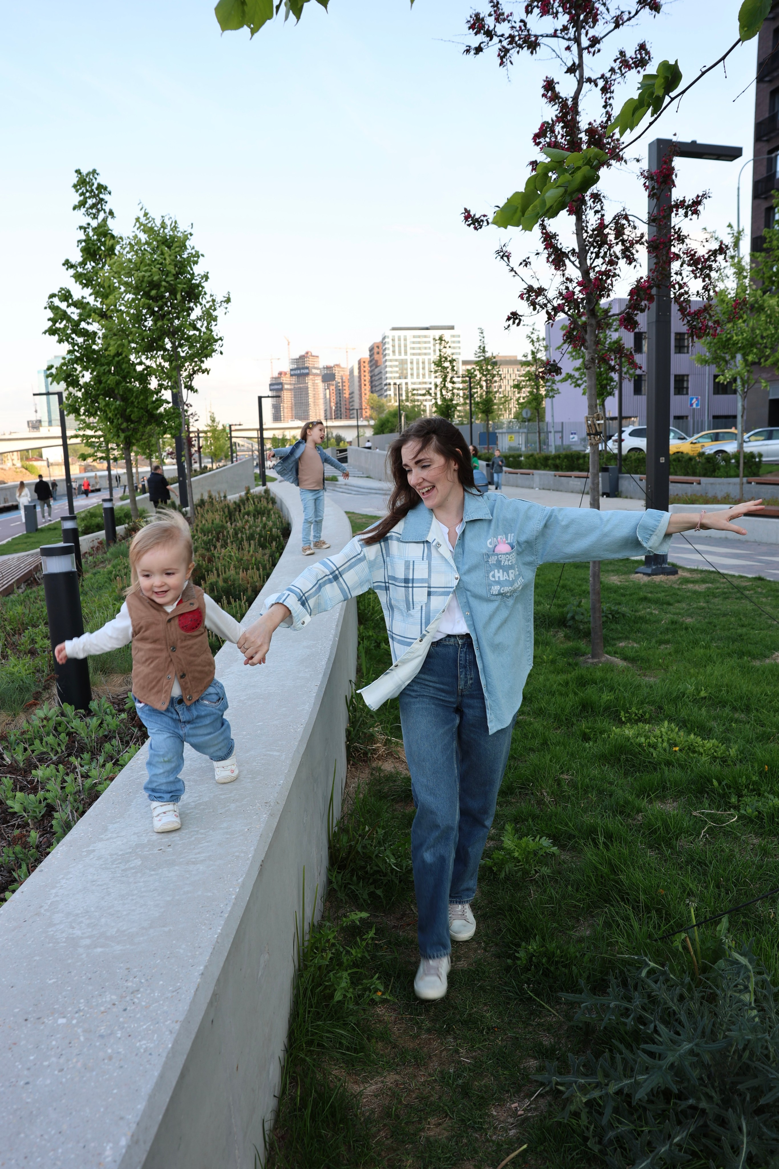 Катя, Мира и Полина. Прогулка в Москве. Ваш семейный newborn и lifestyle фотограф в СПБ Наталья Журавлева