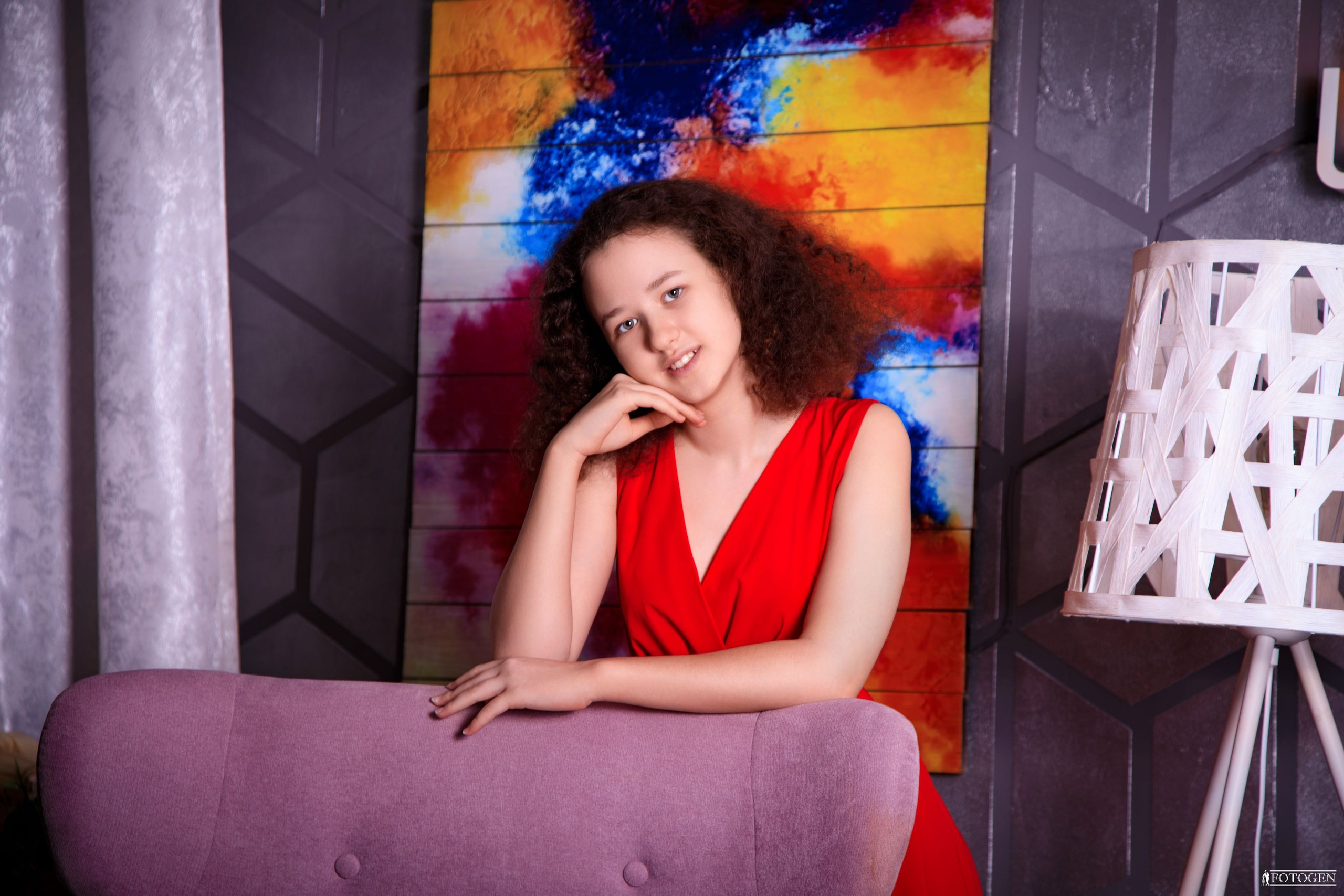 Фотосессия Девочек до 14 лет в Интерьере — Fotogen. Интерьерная фотостудия FOTOGEN г. Краснодар