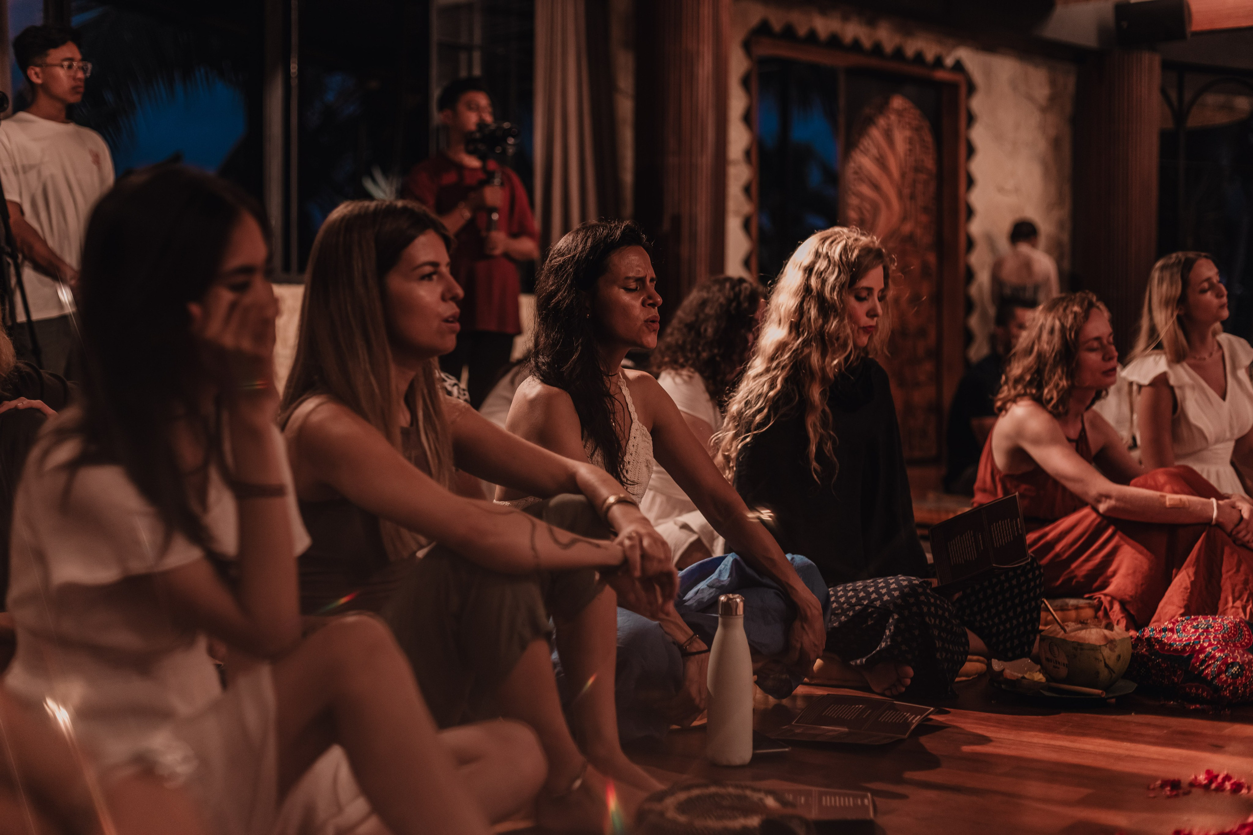 Kirtan at Soulshine nov. Мариам Багдасарян