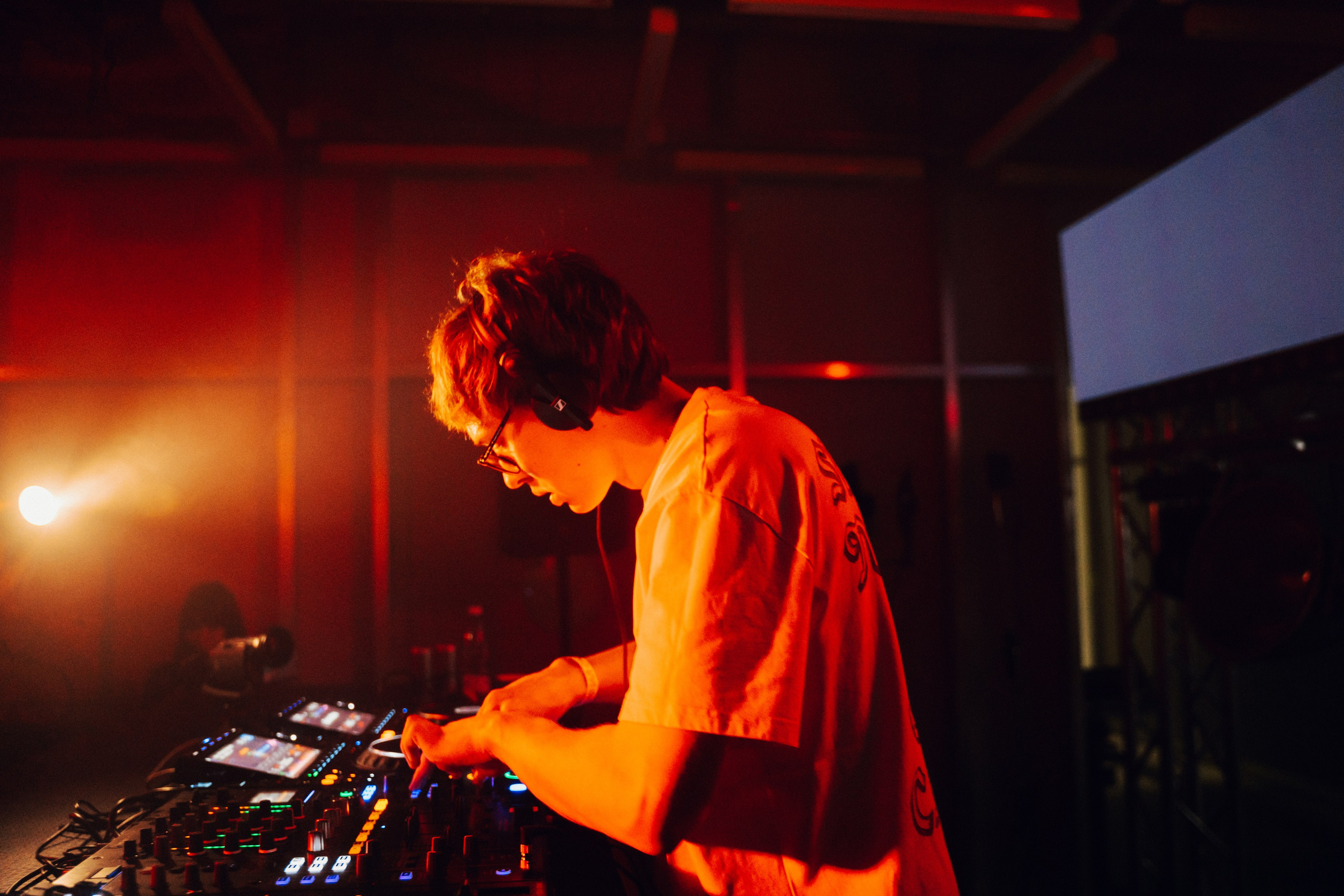 Ночная смена. Главная