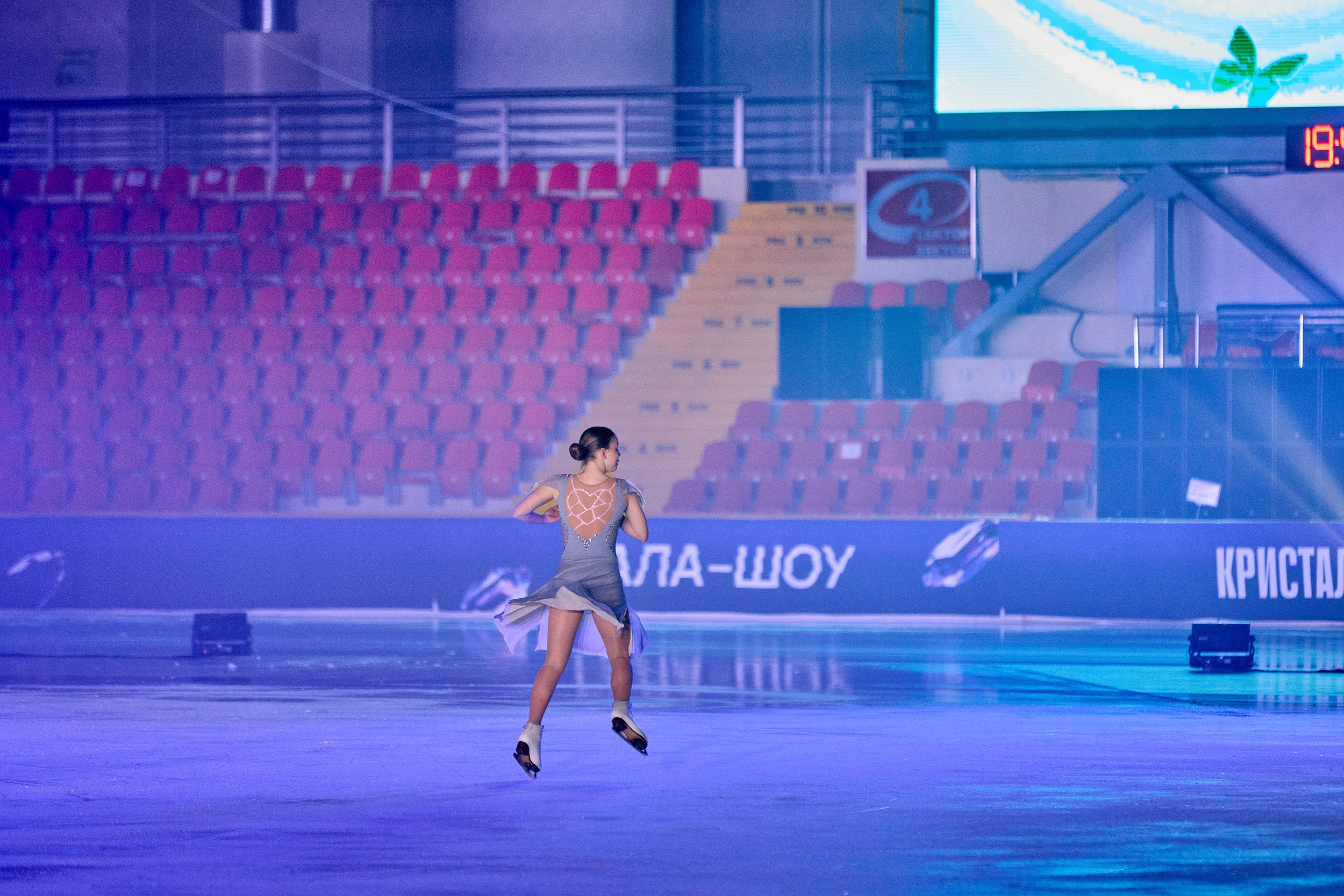 Фотосъемка Гала-шоу «Кристалл» 4.04.2026. Режиссёр, клипмейкер, фотограф — Андрей Охота