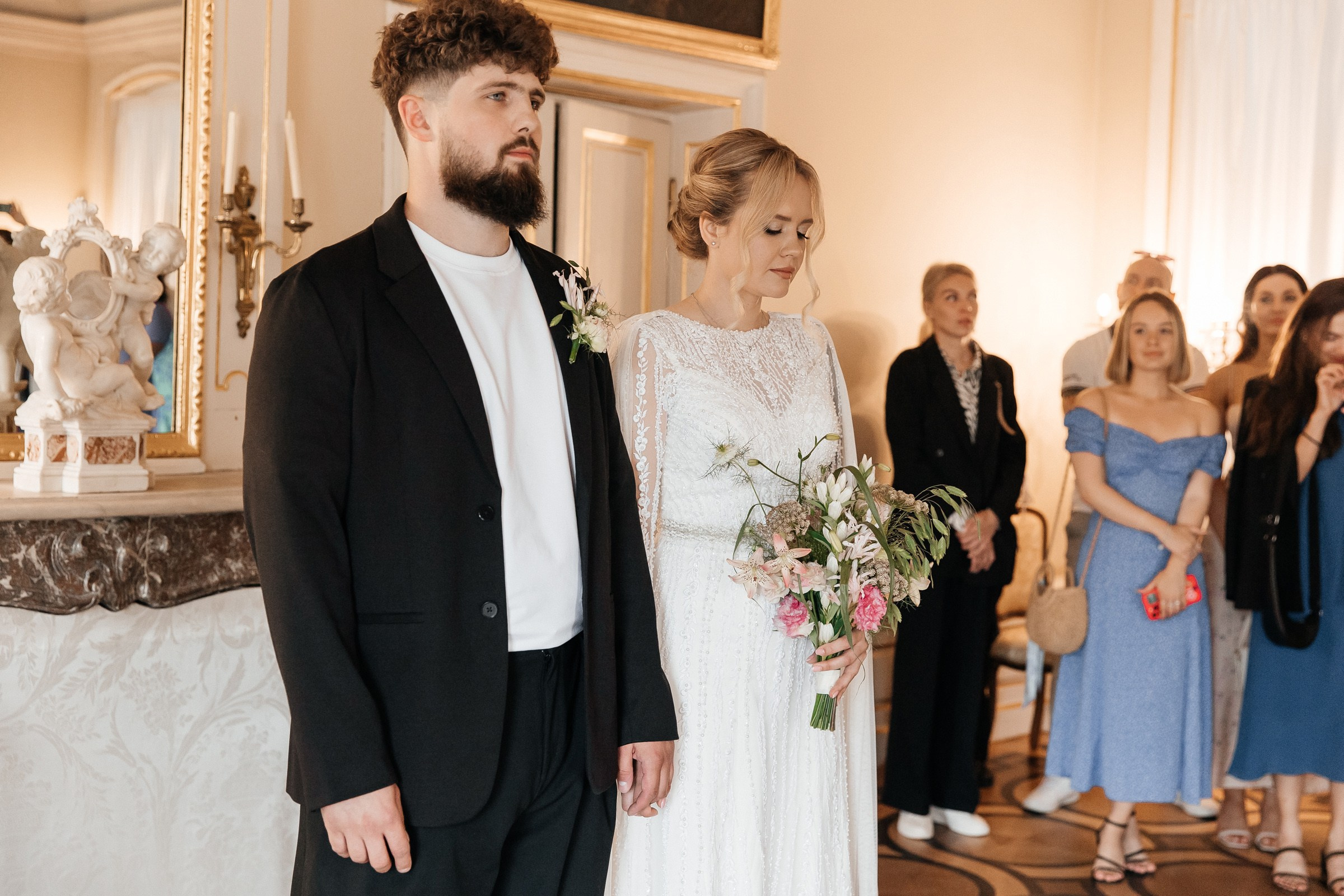 Свадебная фотосессия в Кусково. Свадебный фотограф в Москве Элина Ларченкова. Фото, которые цепляют